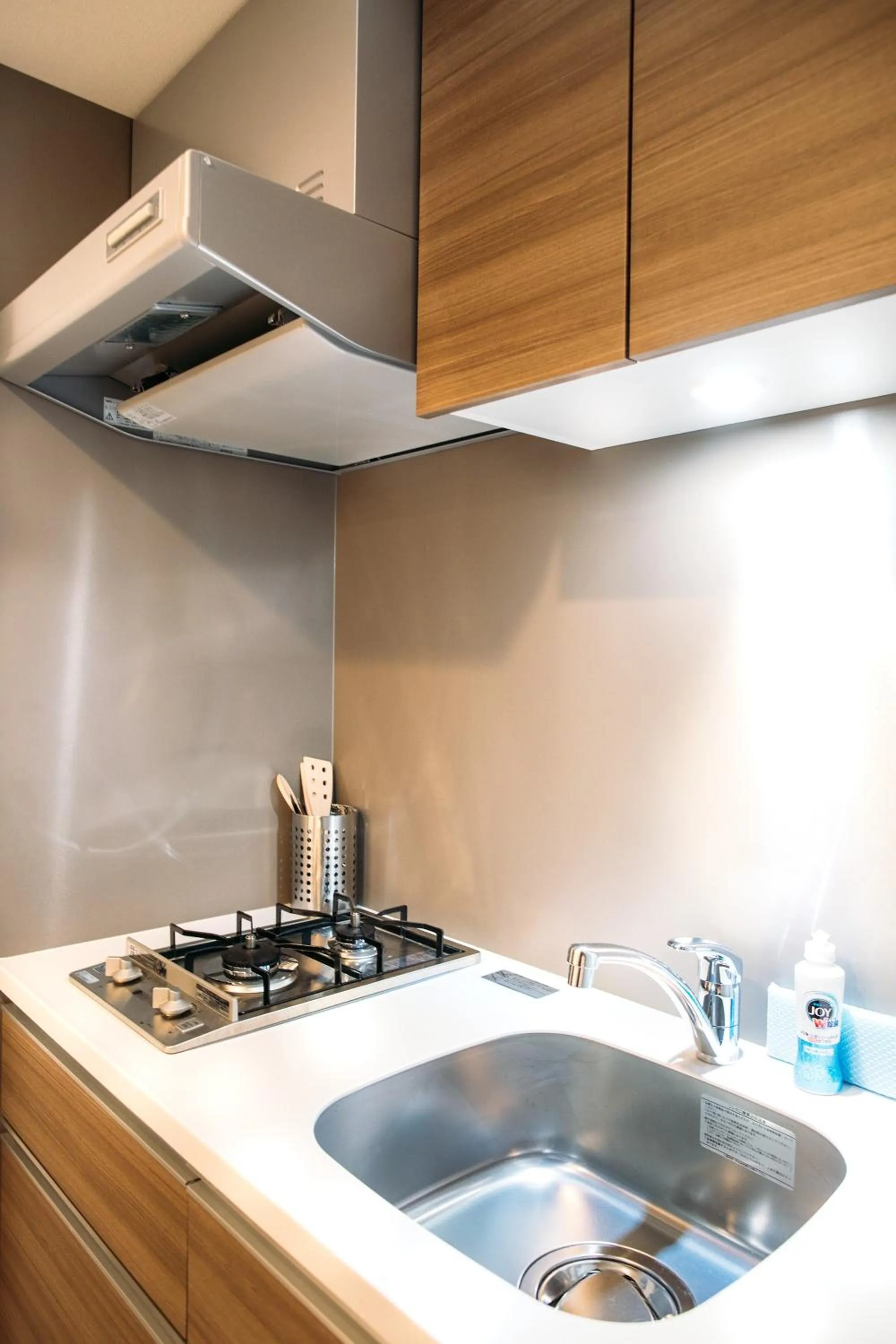 Kitchen or kitchenette in Dash Living Nihonbashi