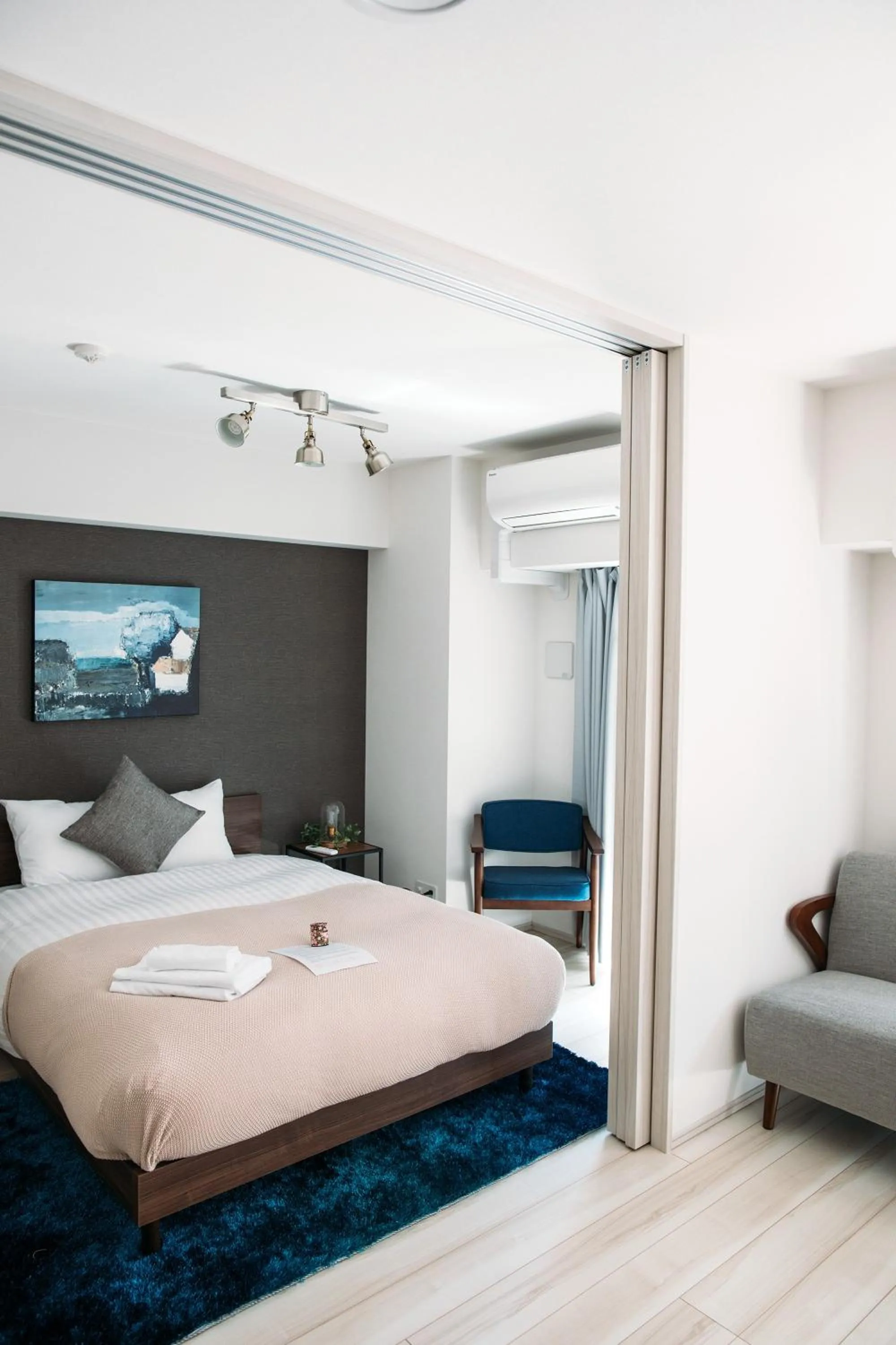 Bed in Dash Living Nihonbashi