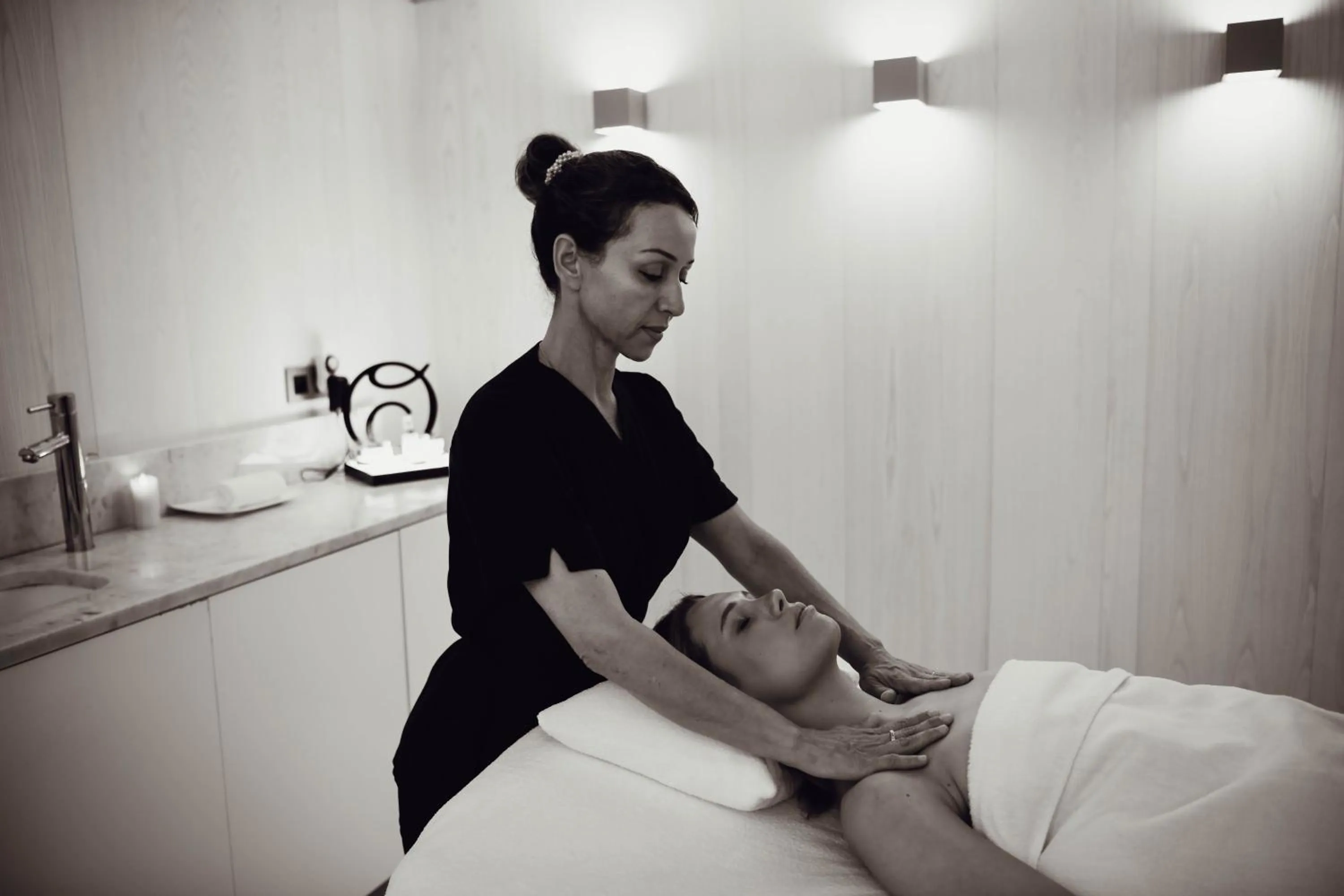 Massage in Du Côté Des Olivades