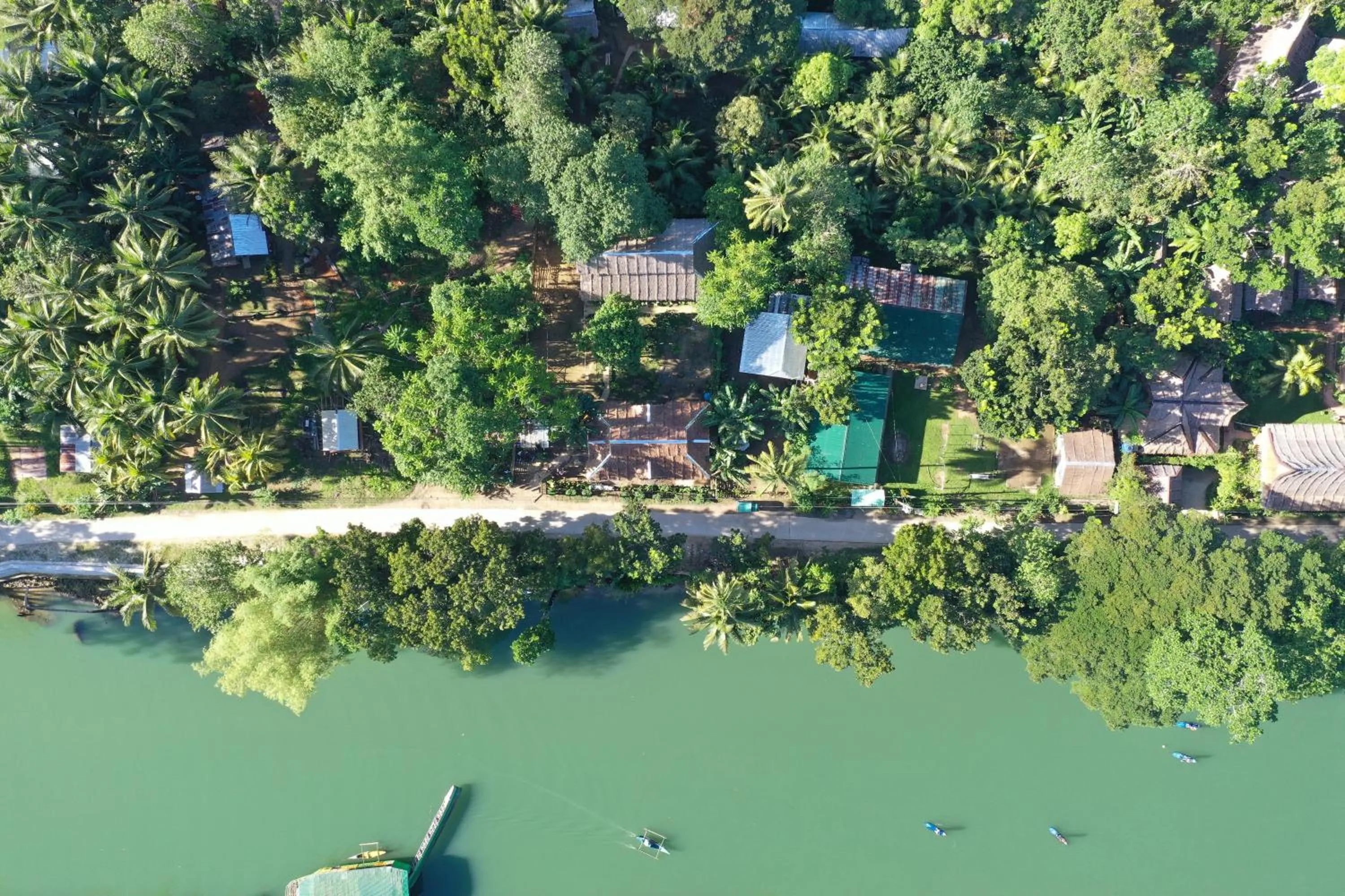 Property building in Loboc Cool River Resort