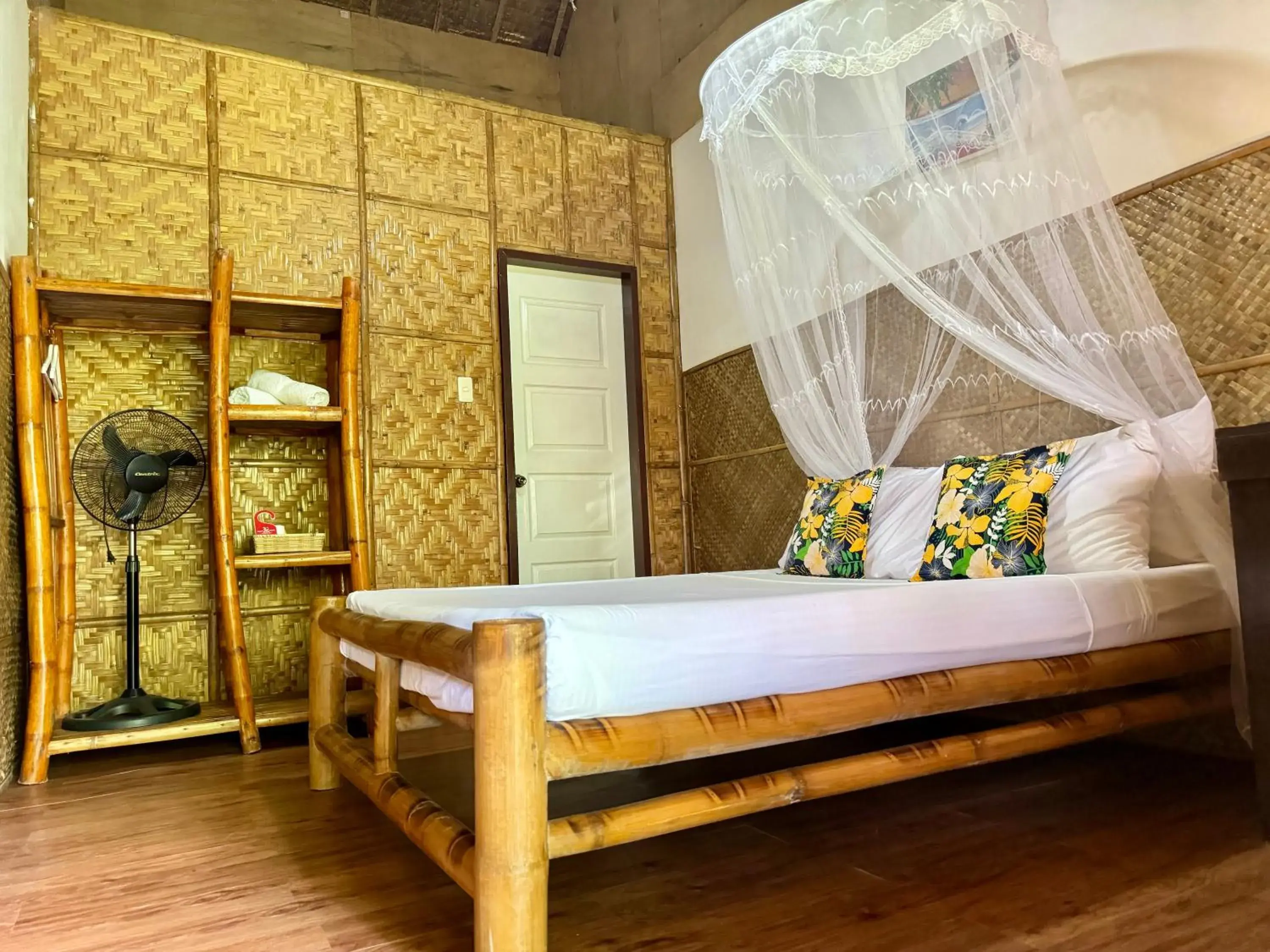 Queen Room with Garden View in Loboc Cool River Resort Queen Room with Garden View in Loboc Cool River Resort