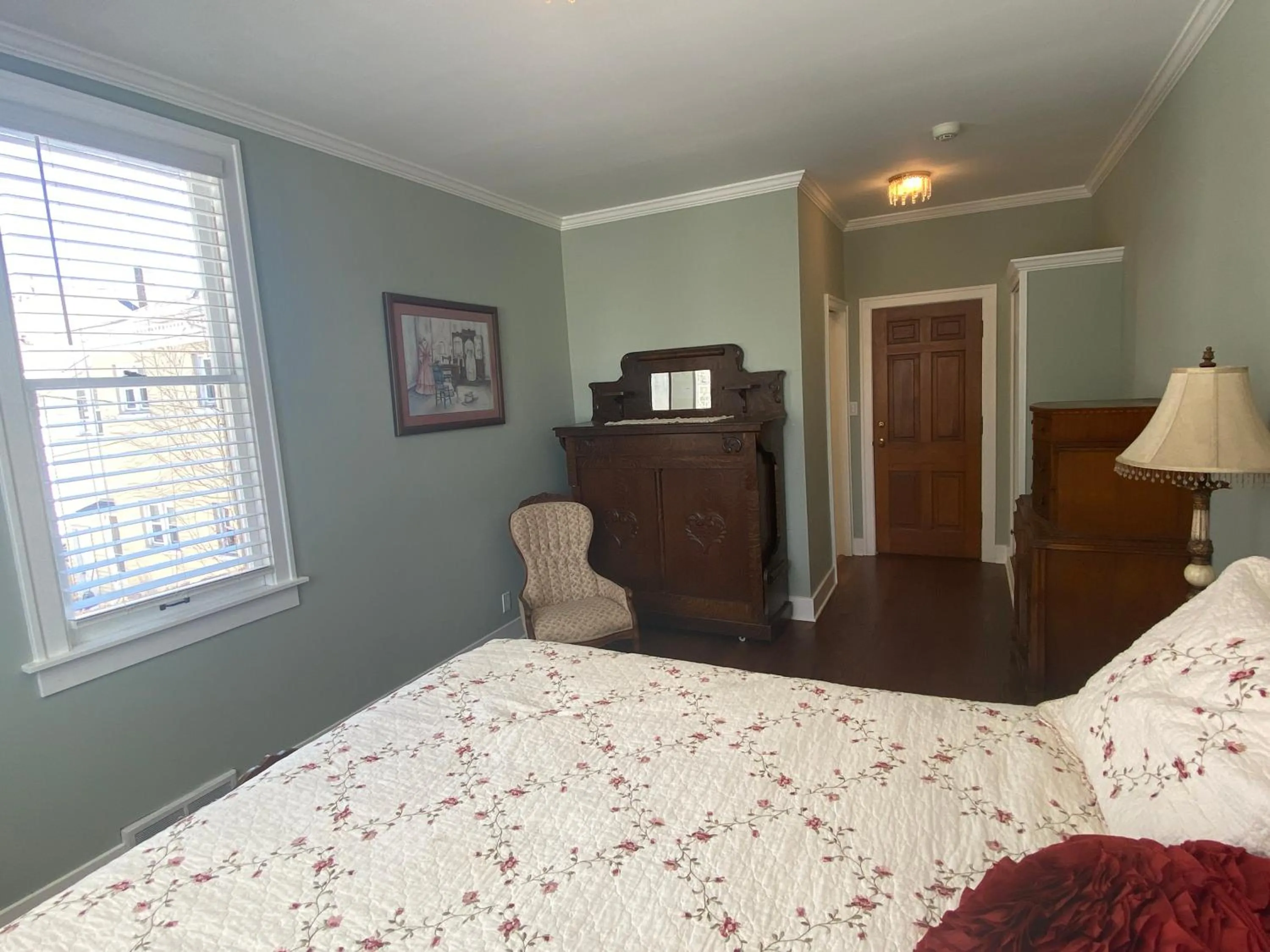 Bed in Valparaiso Inn B&B