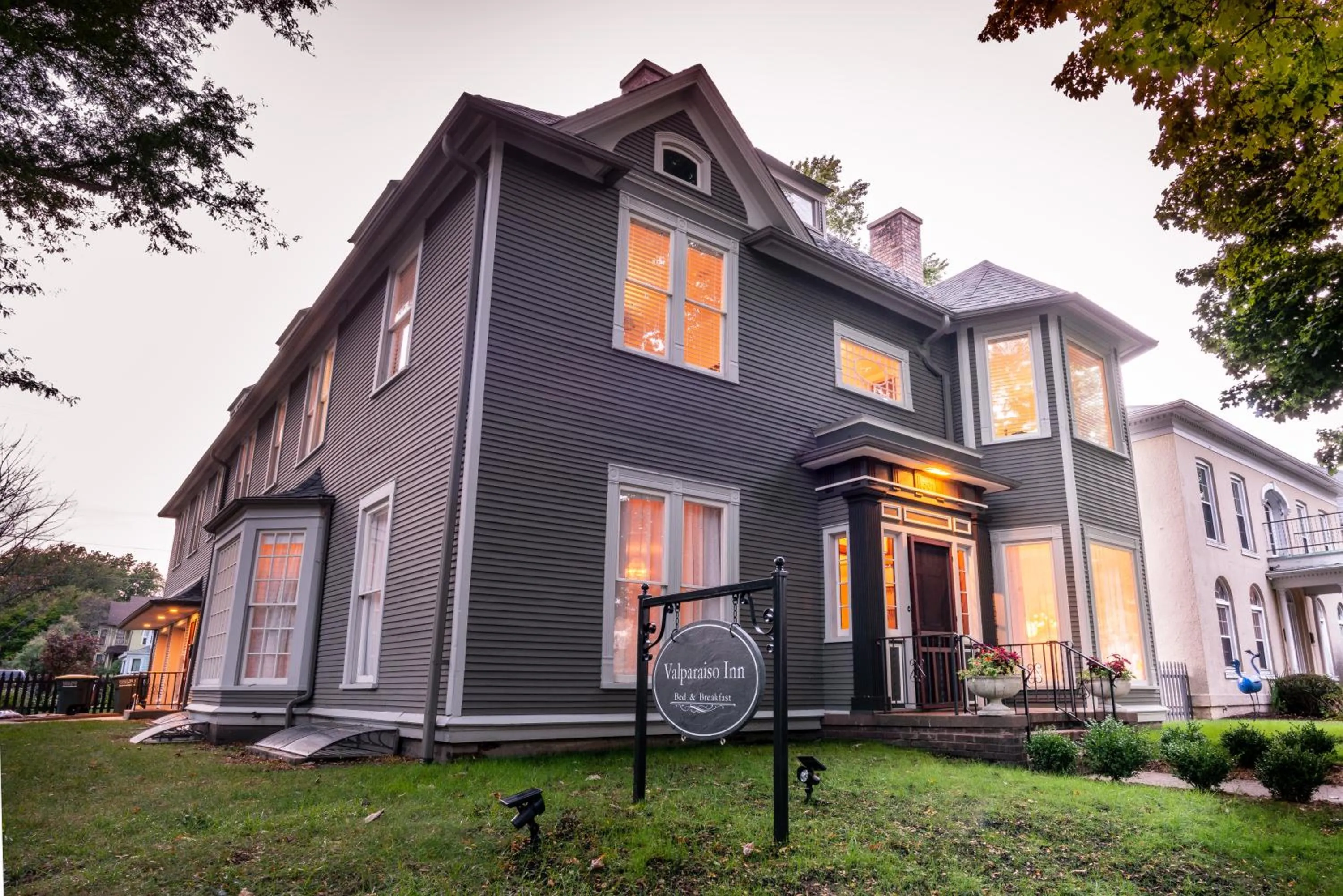 Property building in Valparaiso Inn B&B