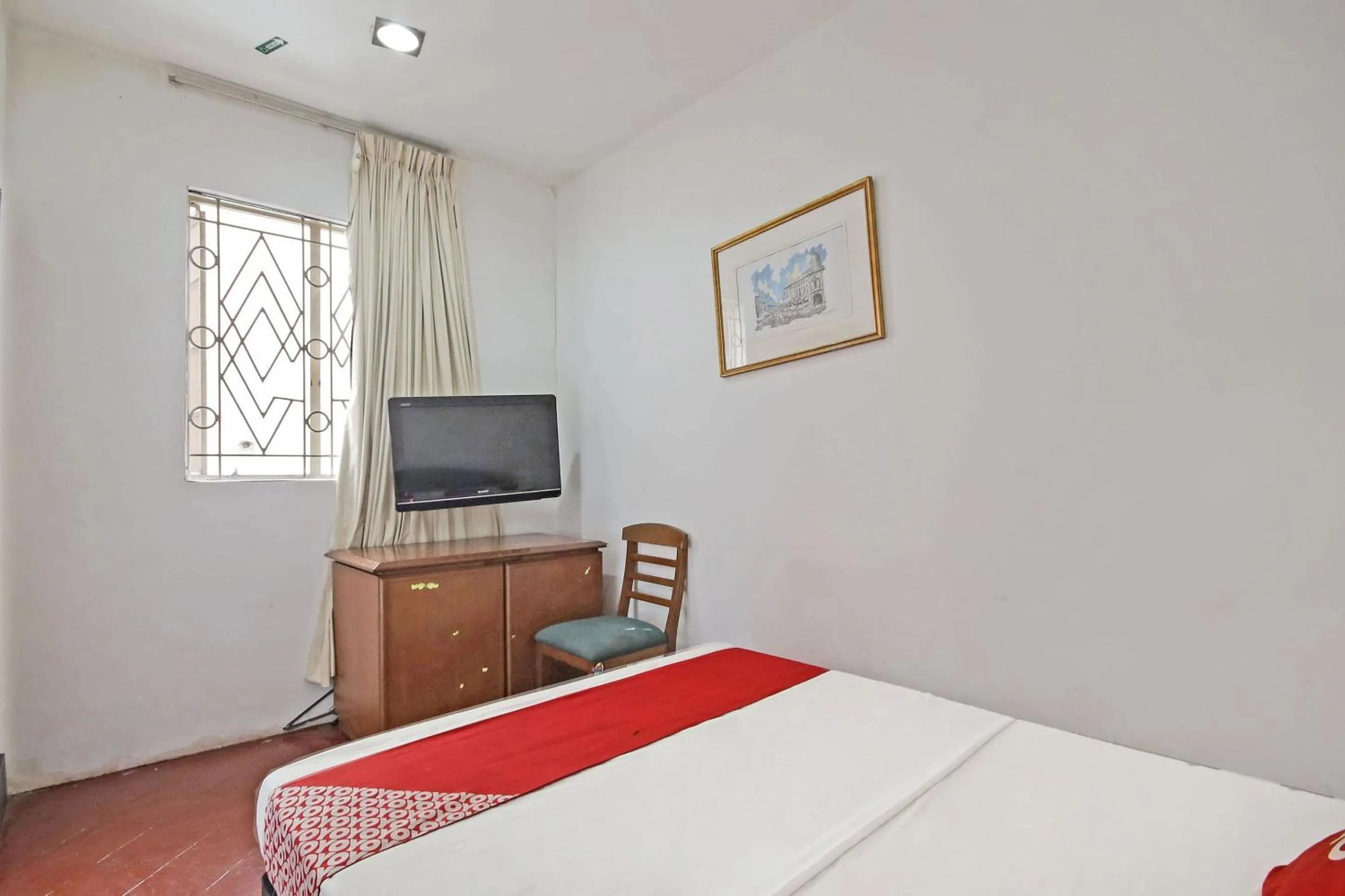 Bedroom, Bed in Hotel O Shalimar