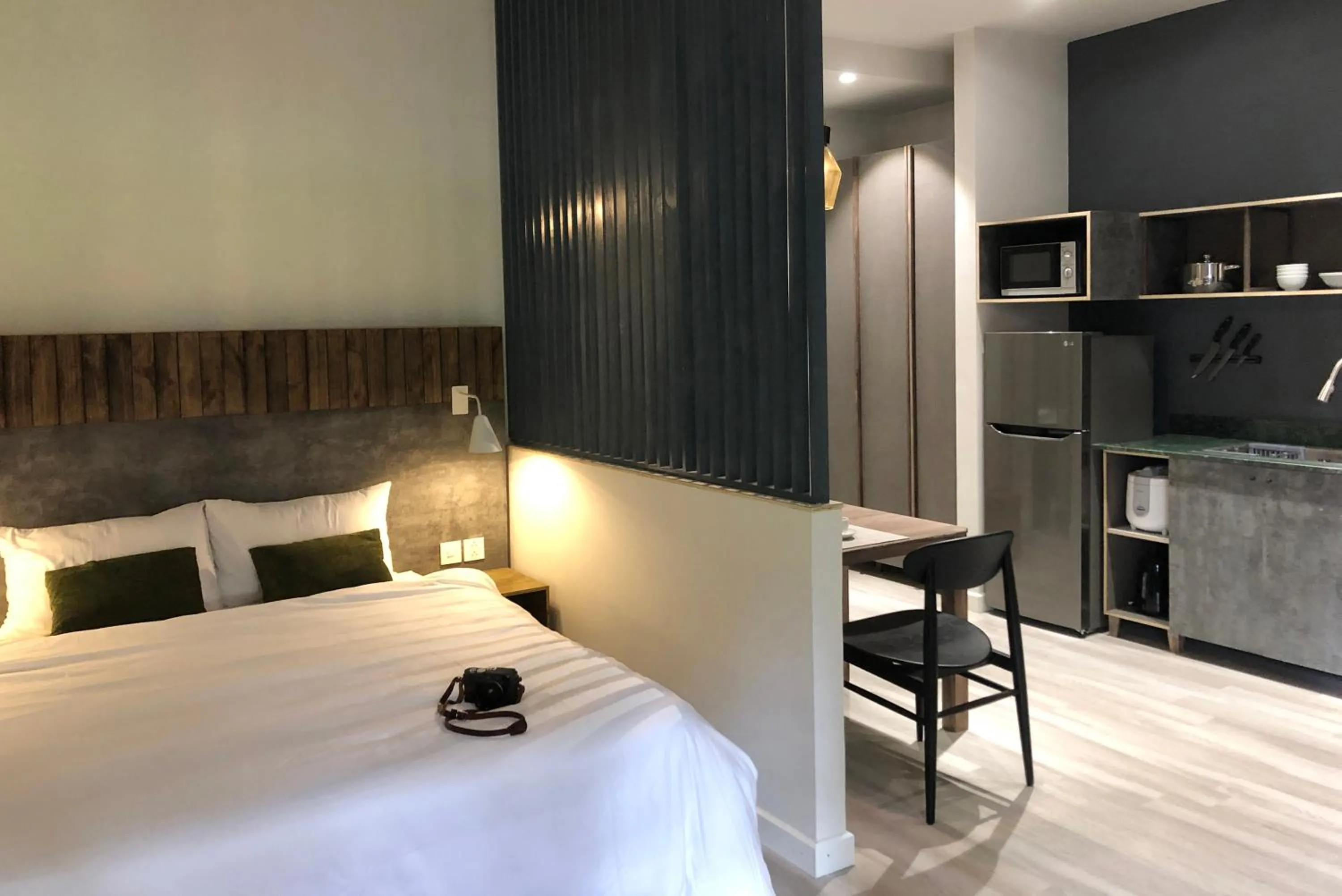 Bedroom, Bed in Kaia Residence Danang Quiet Garden