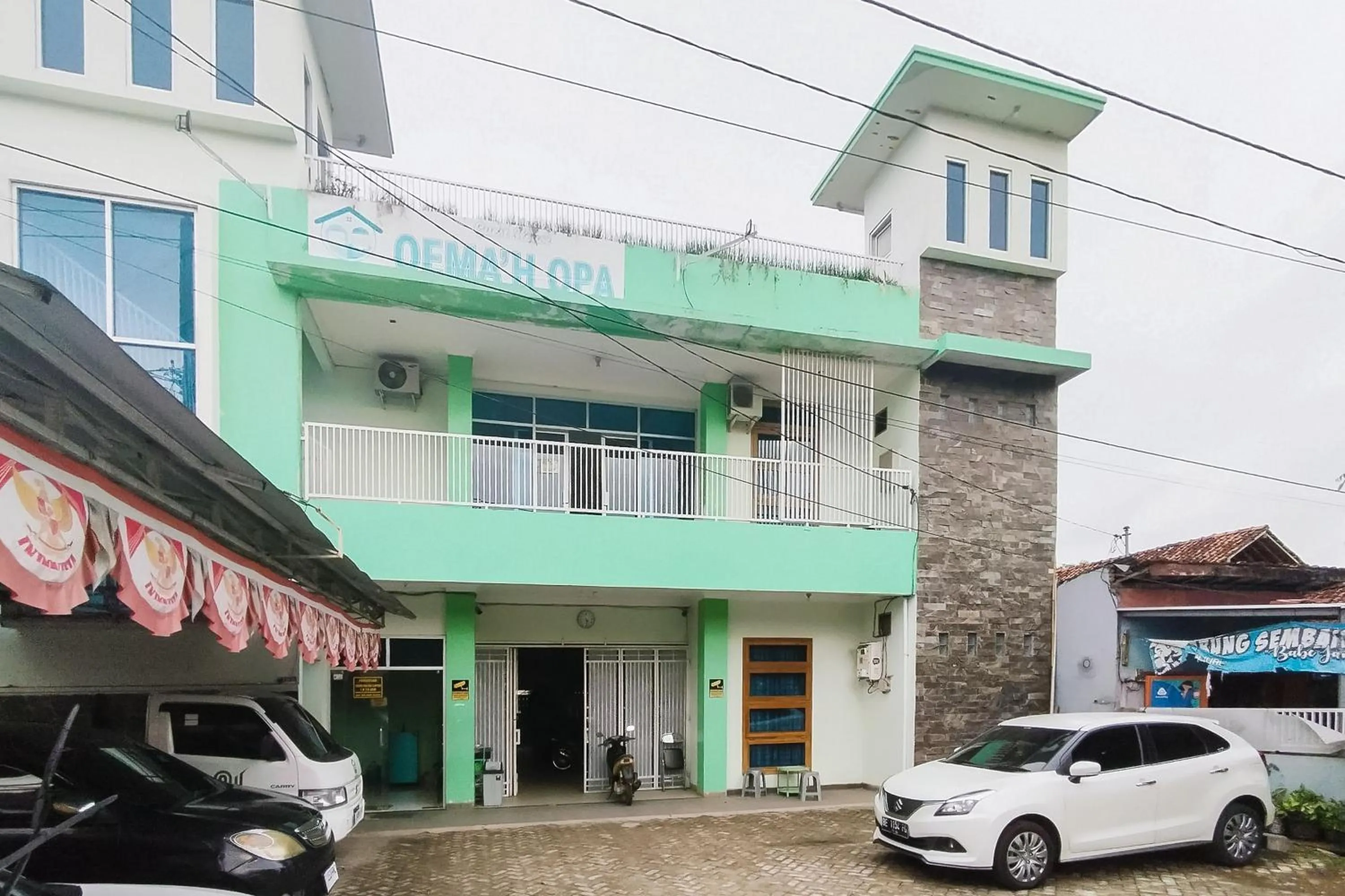 RedDoorz at Guesthouse Oemah Opa Metro Lampung