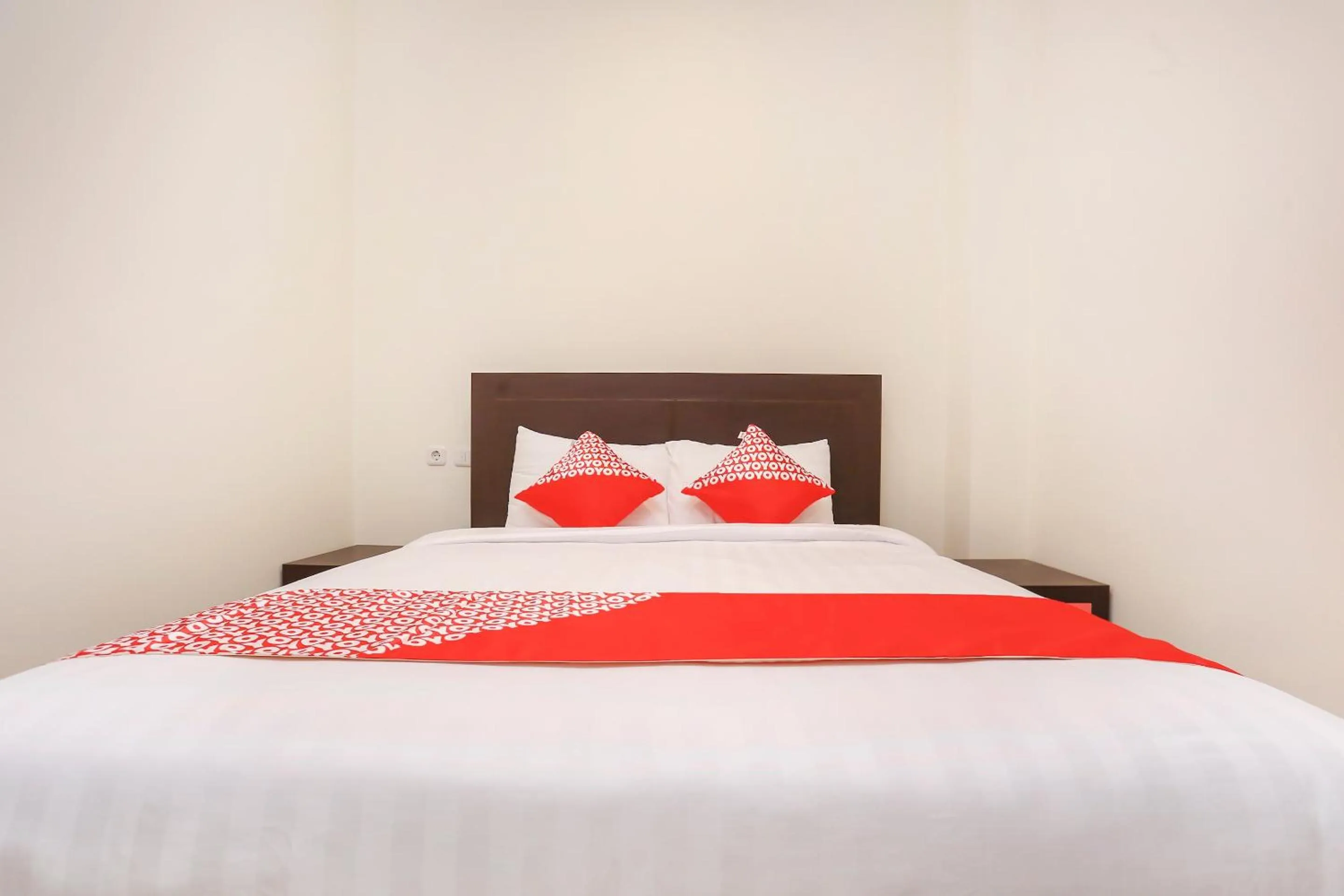 Bedroom, Bed in Collection O Yogyakarta near Jalan Malioboro formerly Alena Residence