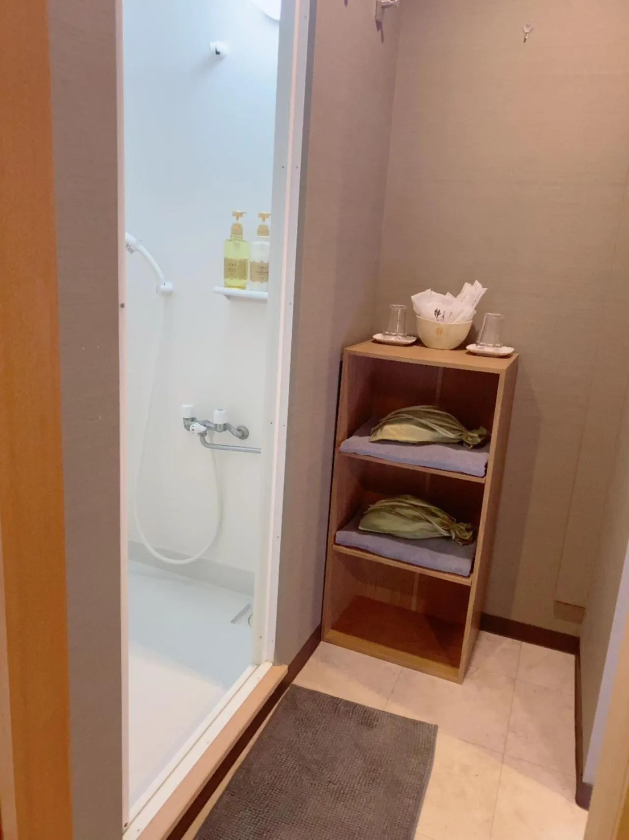 Shower in Waseido Zen