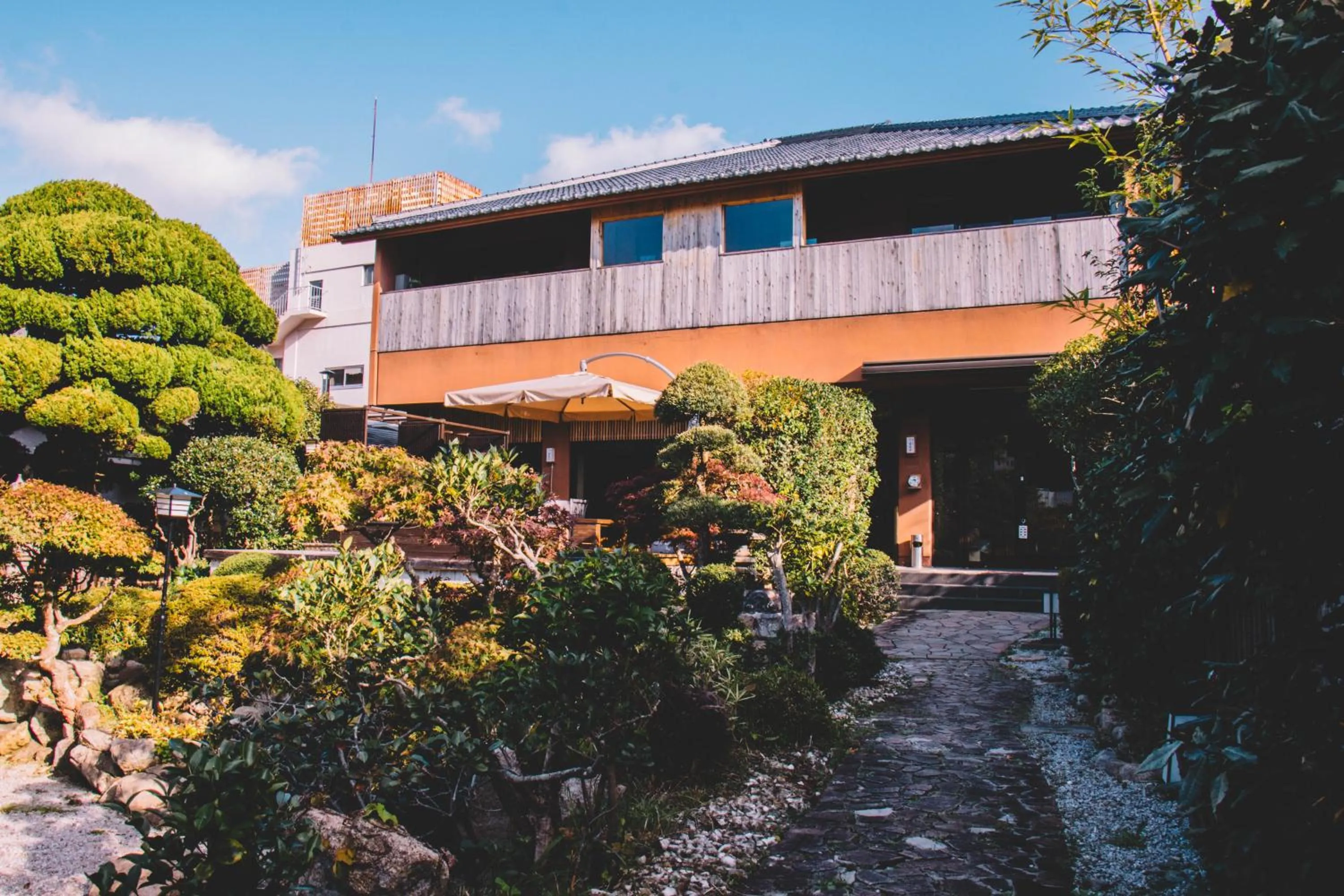 Property building in Waseido Zen