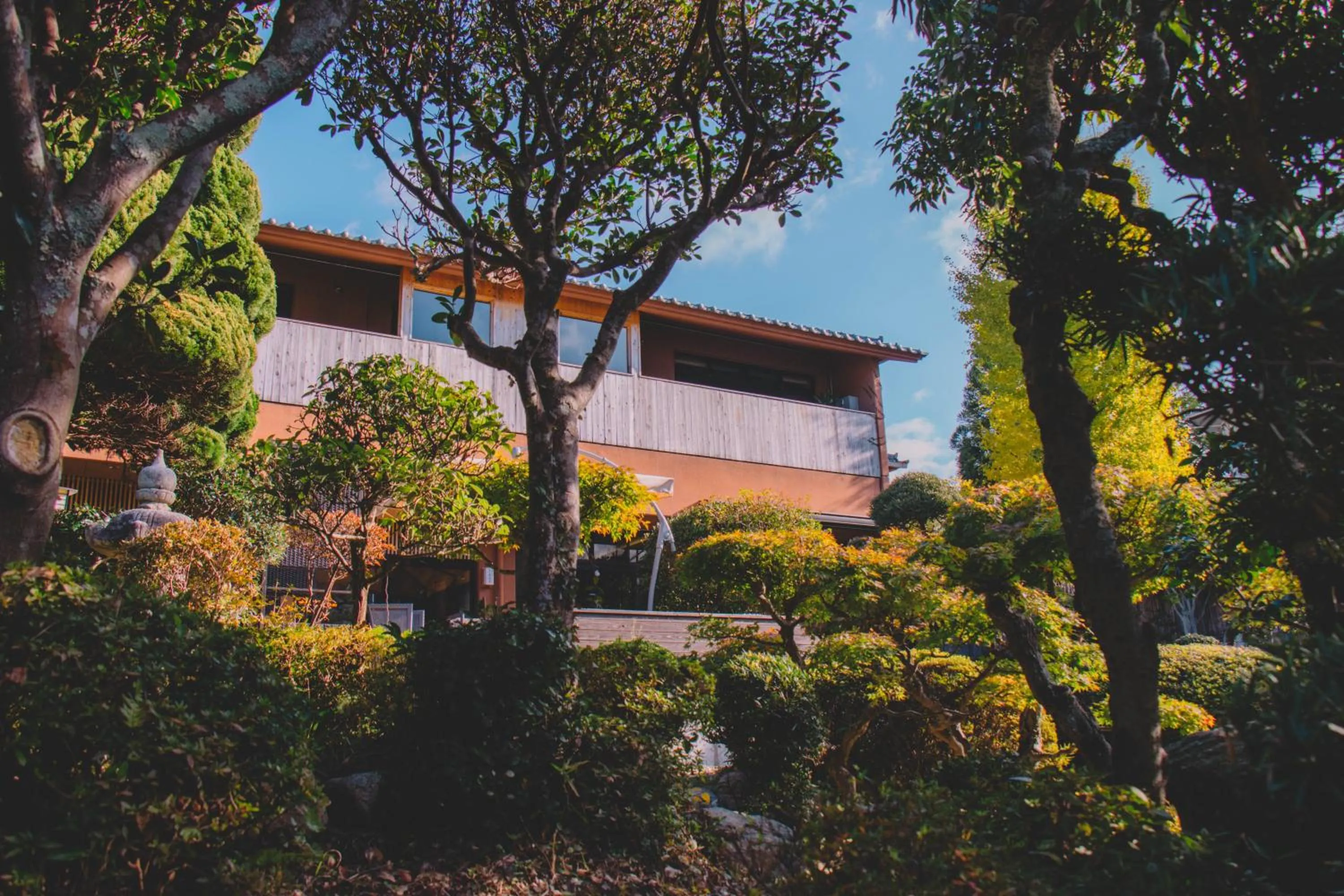 Property building in Waseido Zen