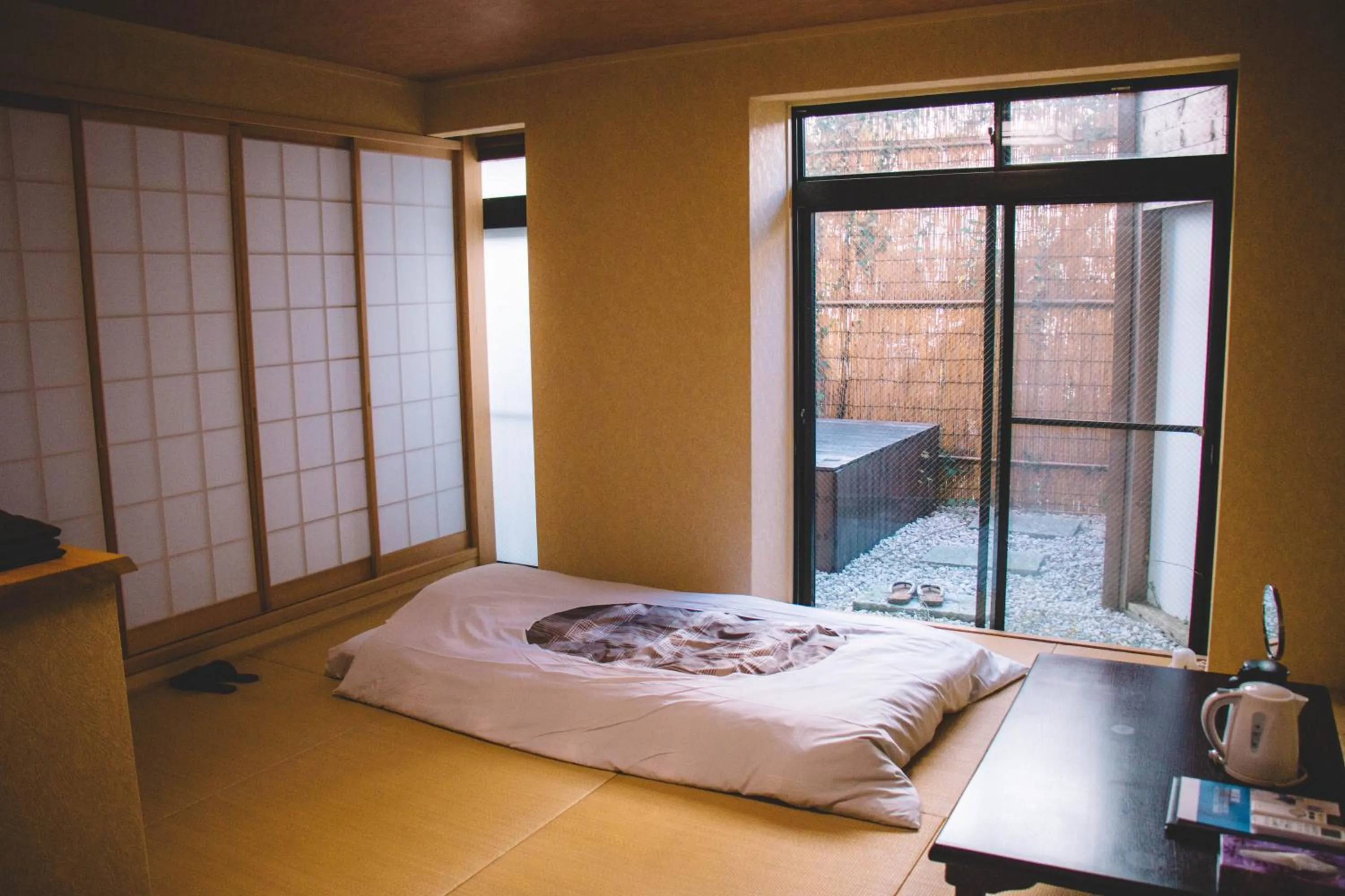 Photo of the whole room, Bed in Waseido Zen
