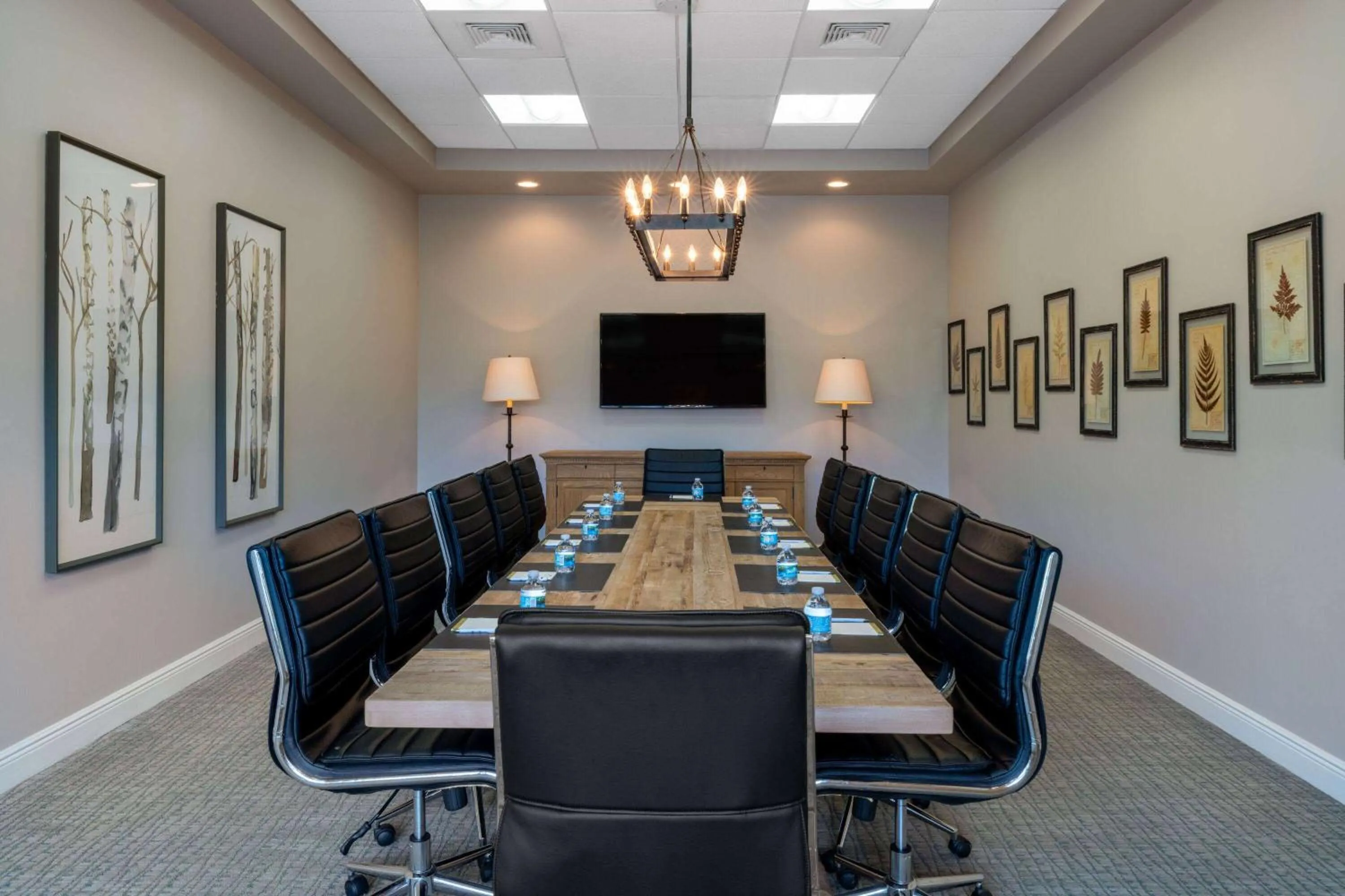 Meeting/conference room in Wyndham Boca Raton Hotel