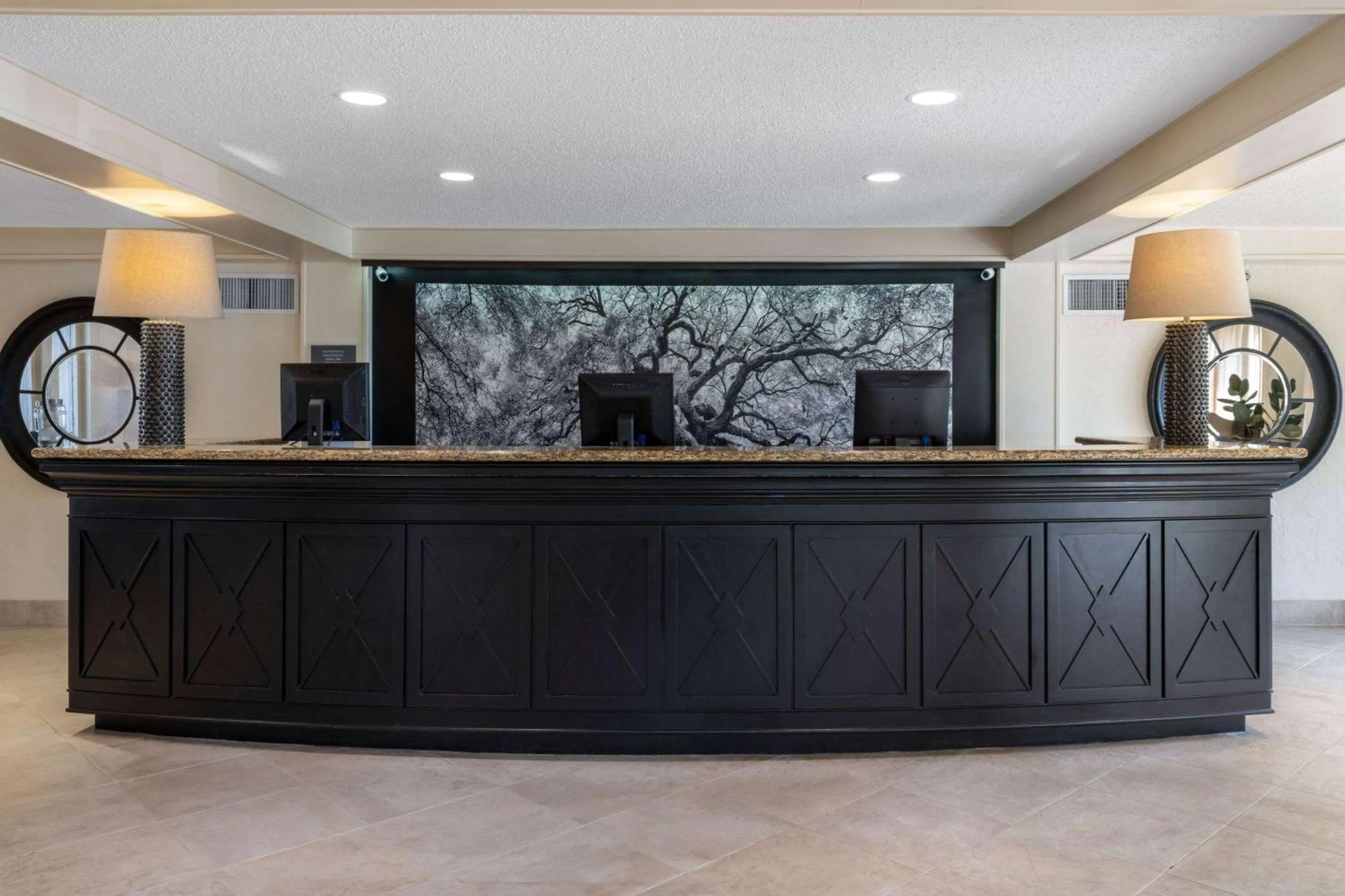 Lobby or reception in Wyndham Boca Raton Hotel