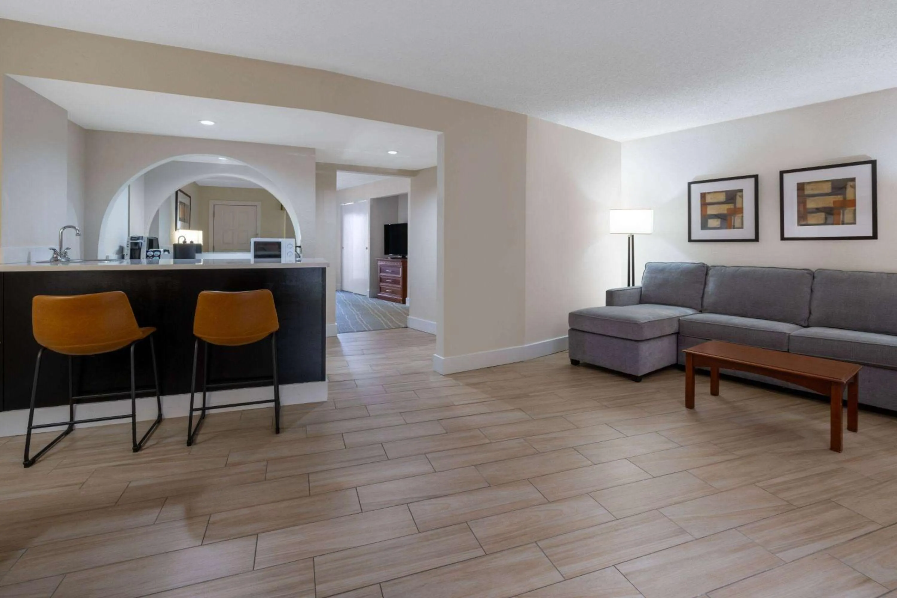 Bed in Wyndham Boca Raton Hotel