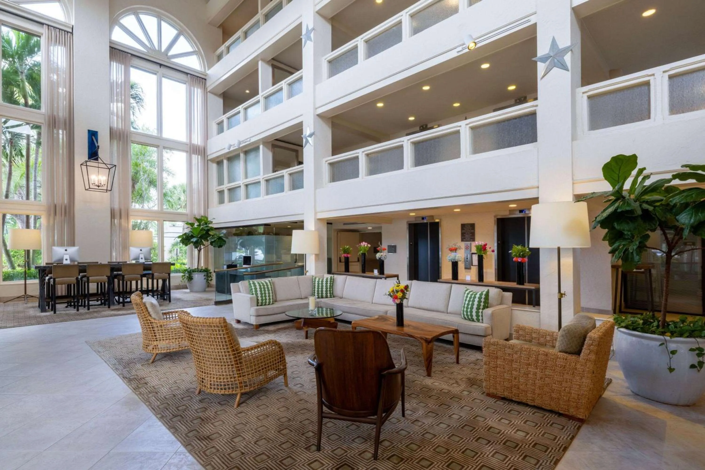 Lobby or reception in Wyndham Boca Raton Hotel