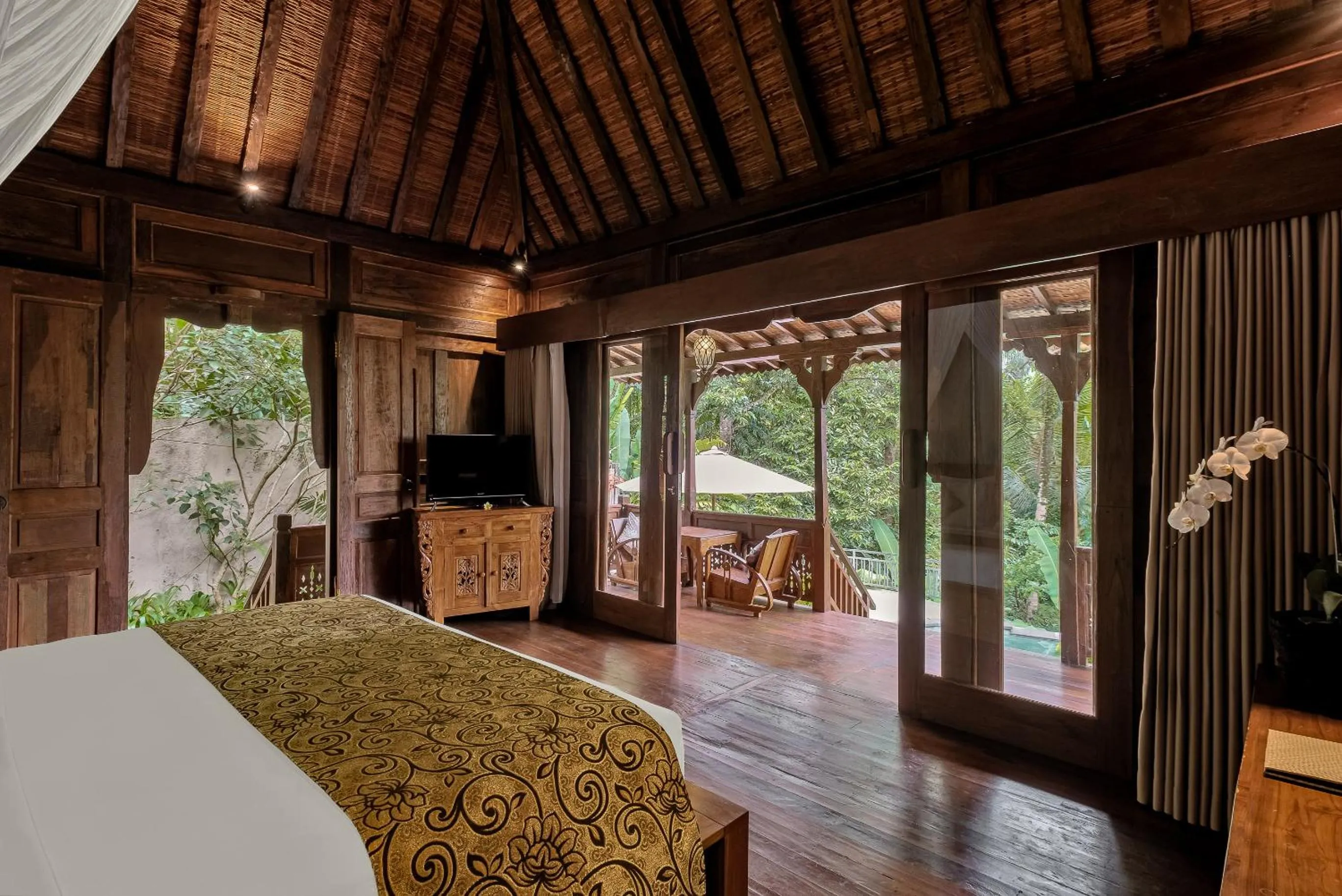 Bed in Andara Ubud Villa