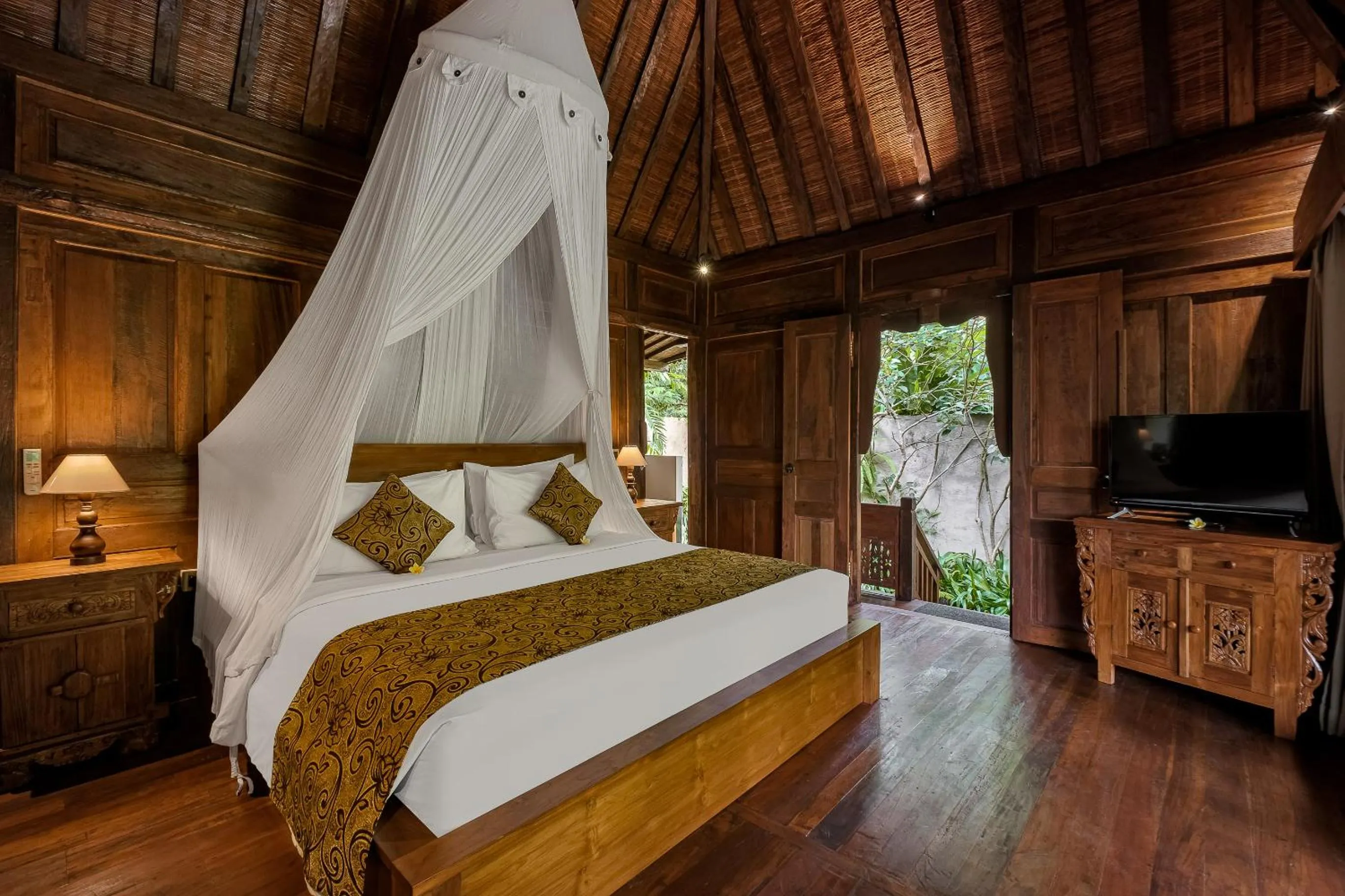 Bed in Andara Ubud Villa