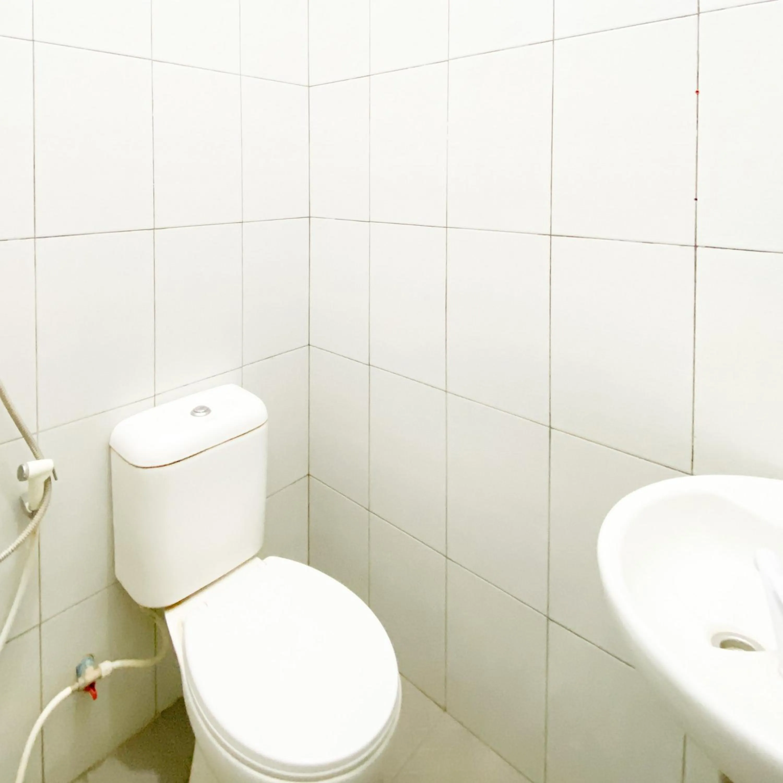 Bathroom in The Eco Village Homestay RedPartner