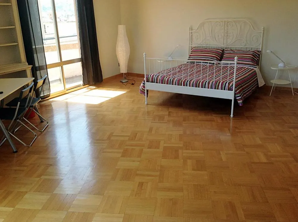 Bed in Bologna Center Town