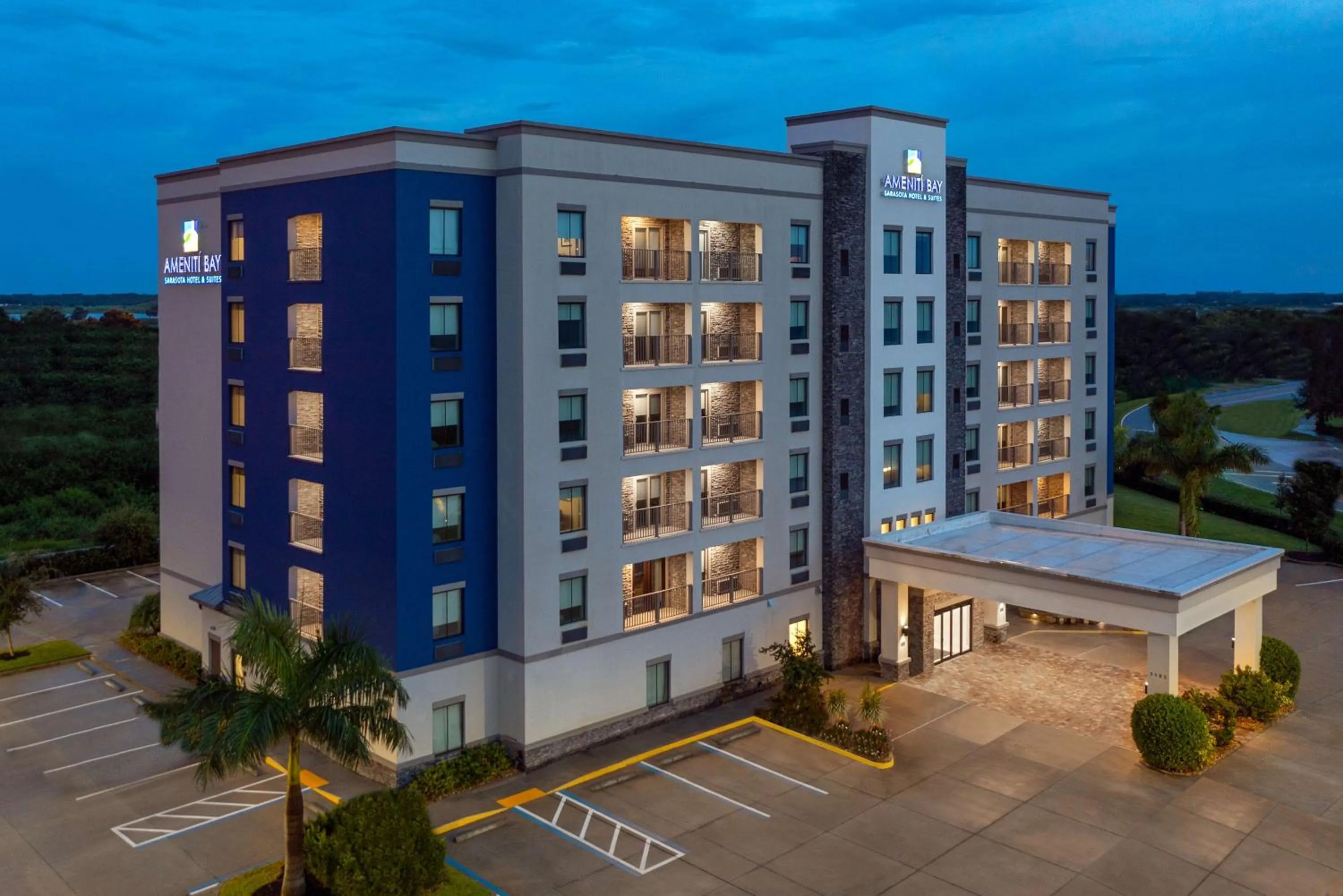 Property building in Ameniti Bay - Best Western Signature Collection