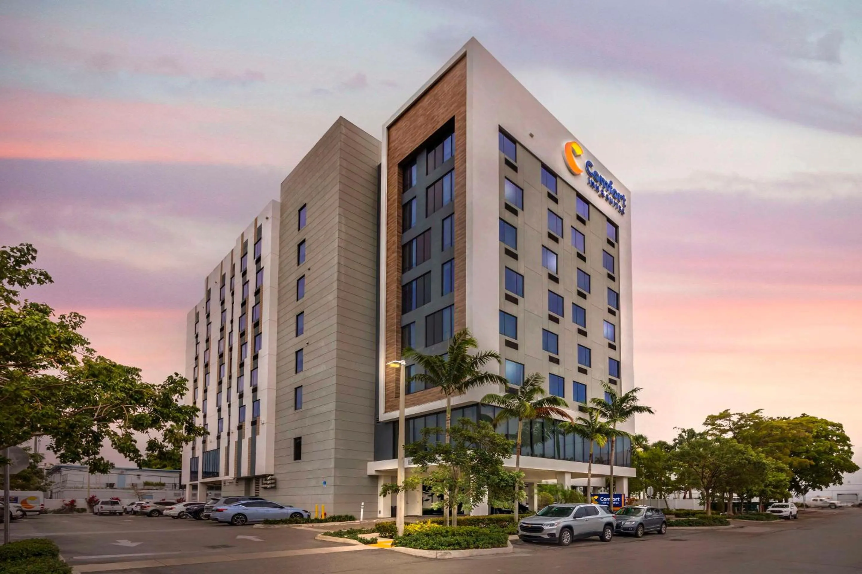 Property building in Comfort Inn & Suites Miami International Airport