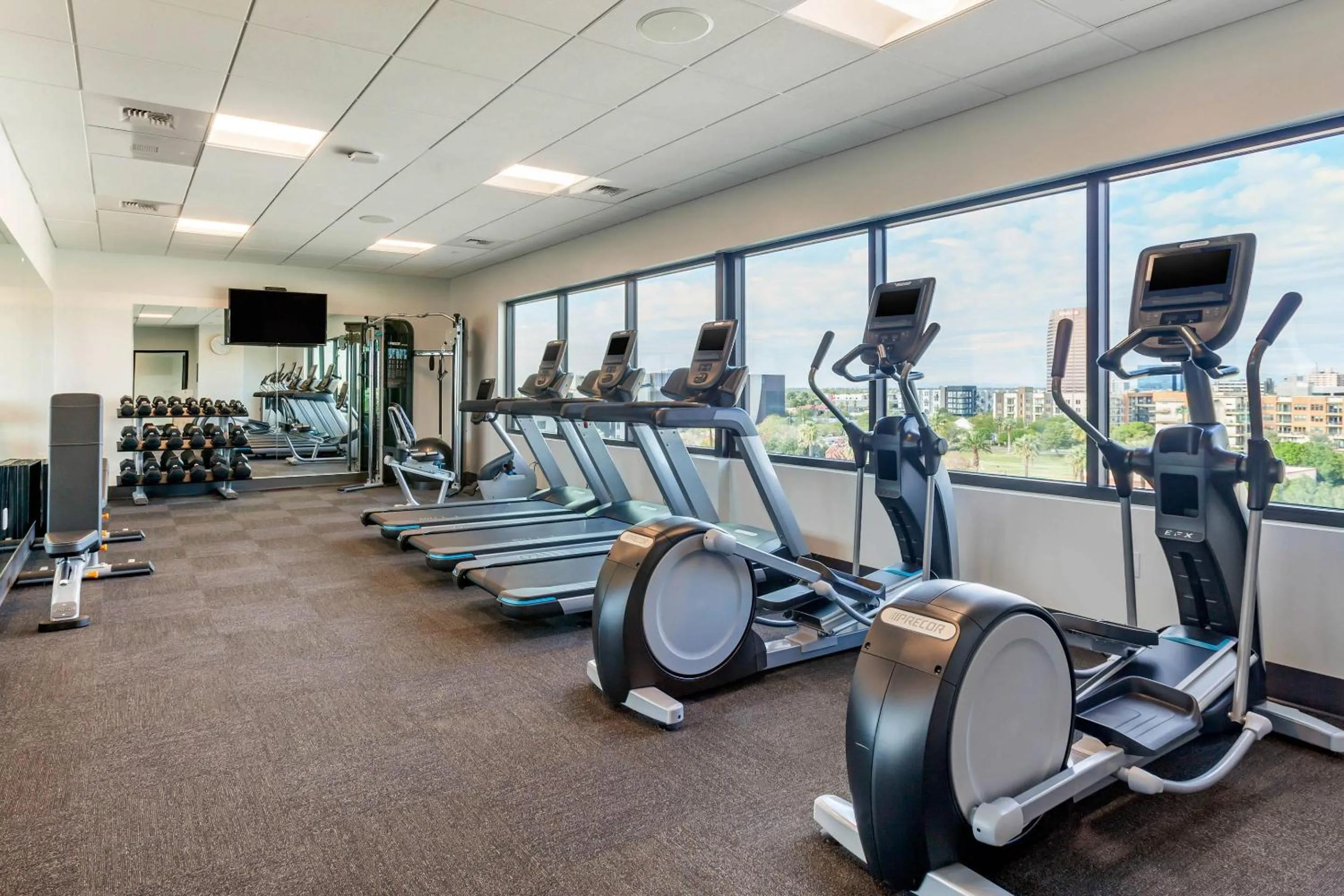 Fitness centre/facilities in Cambria Downtown Phoenix Convention & Airport Hotel