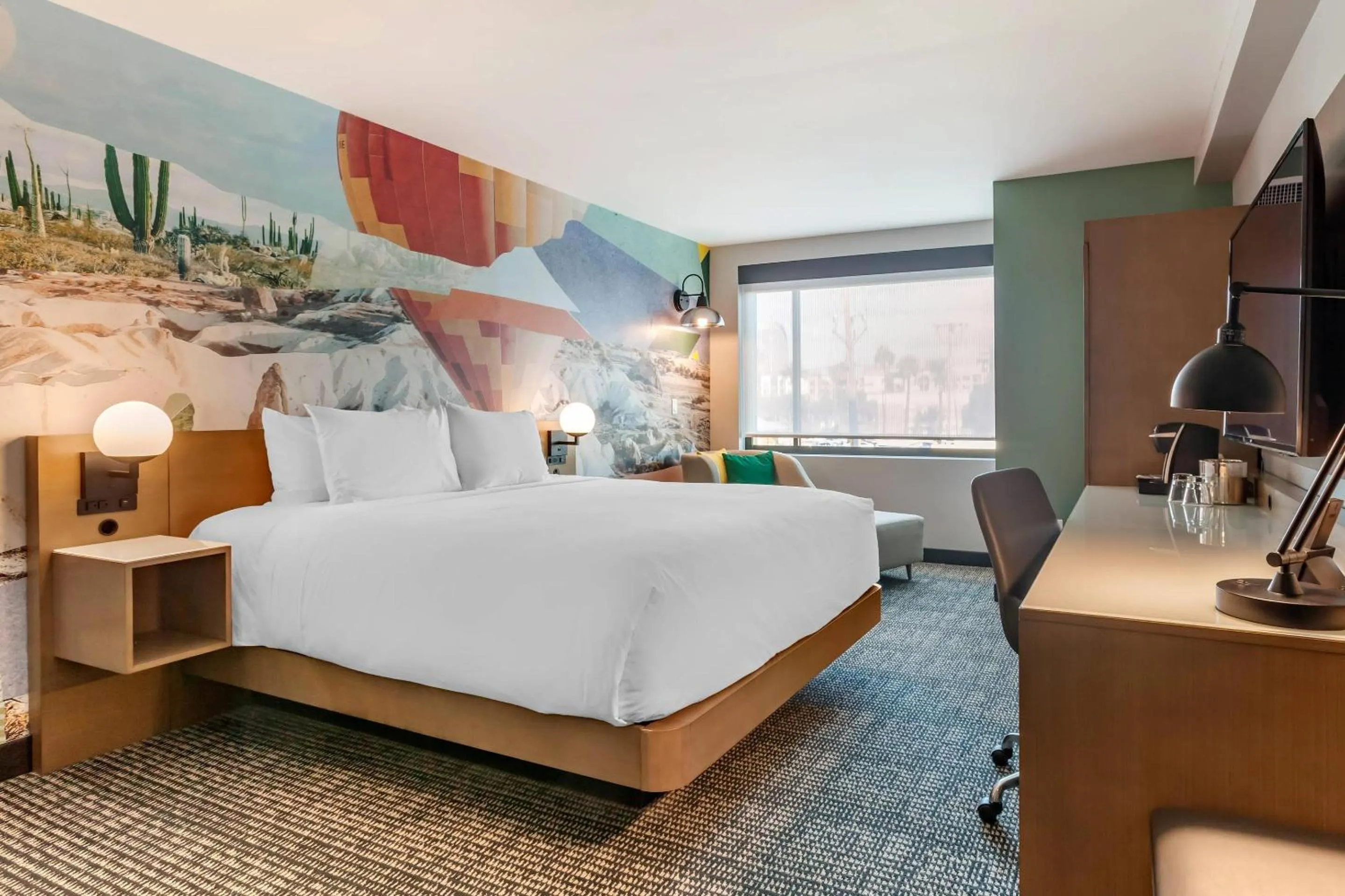 Bedroom, Bed in Cambria Downtown Phoenix Convention & Airport Hotel