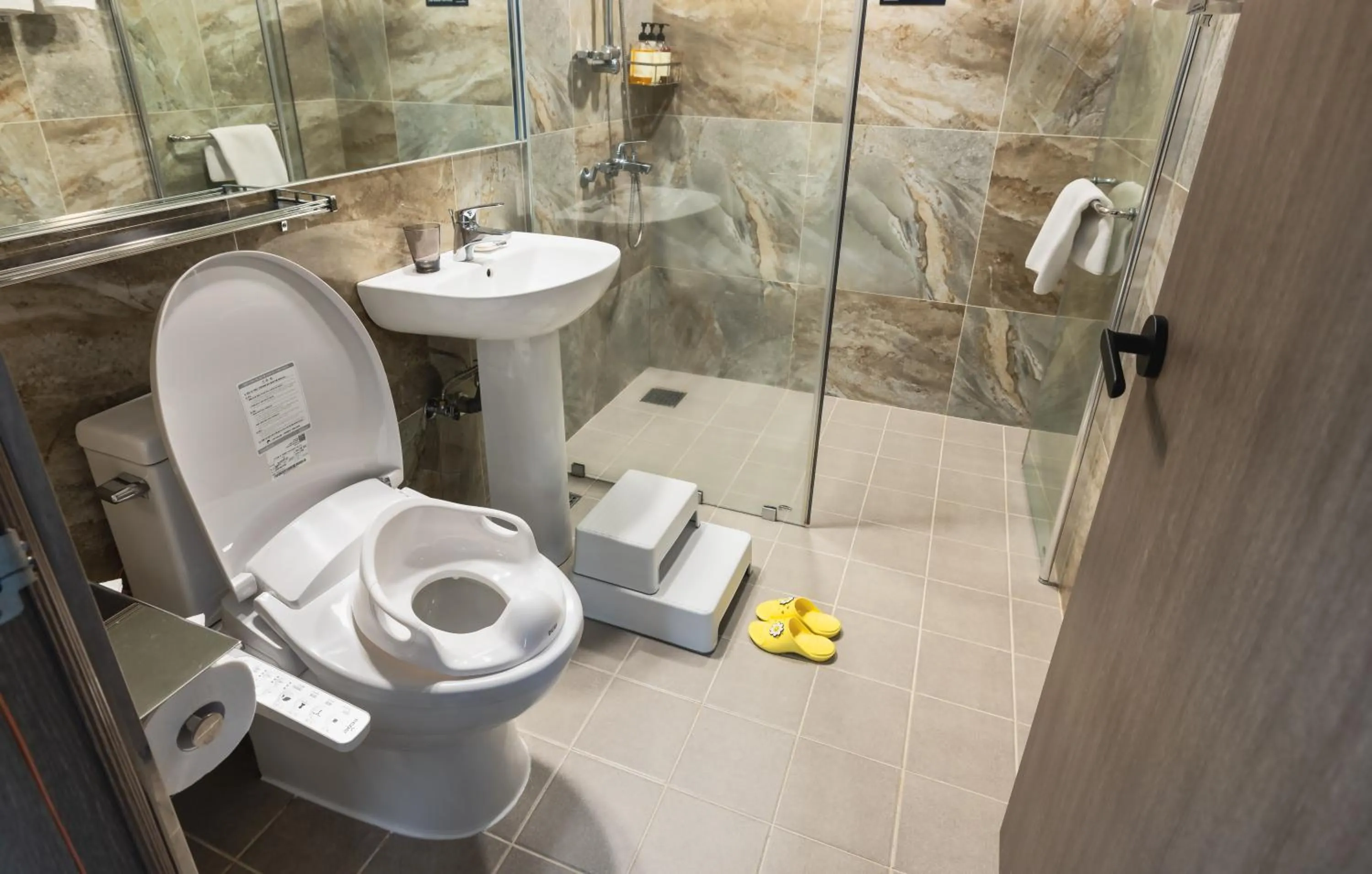 children in Kensington Resort Seorak Valley