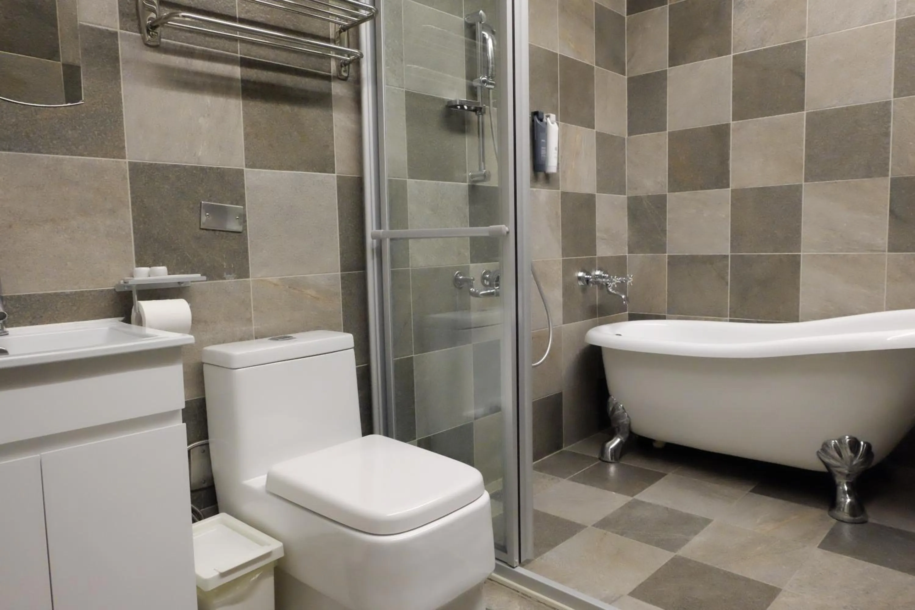 Bathroom in CoffeeLoft