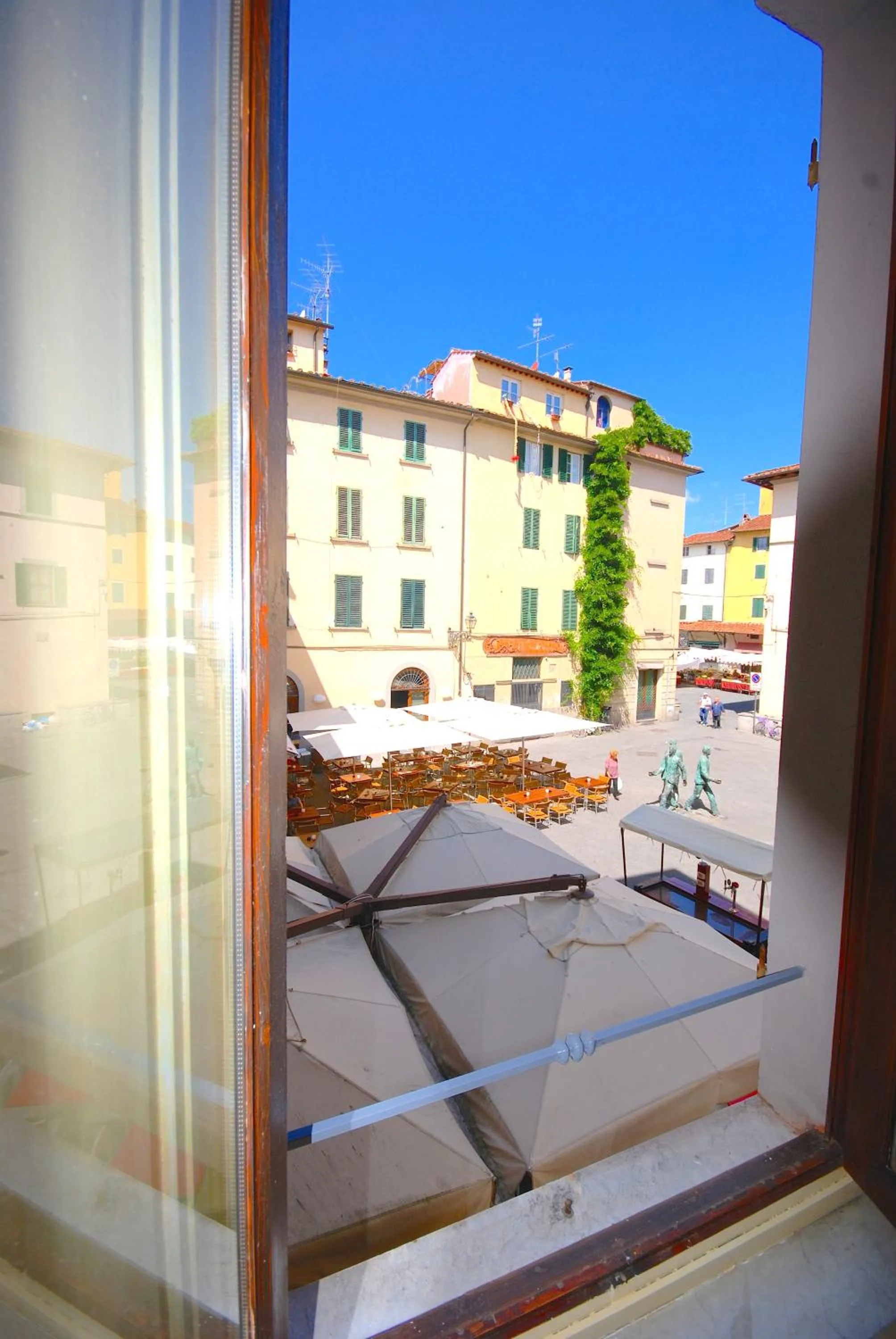 Street view in Apartments In Pistoia