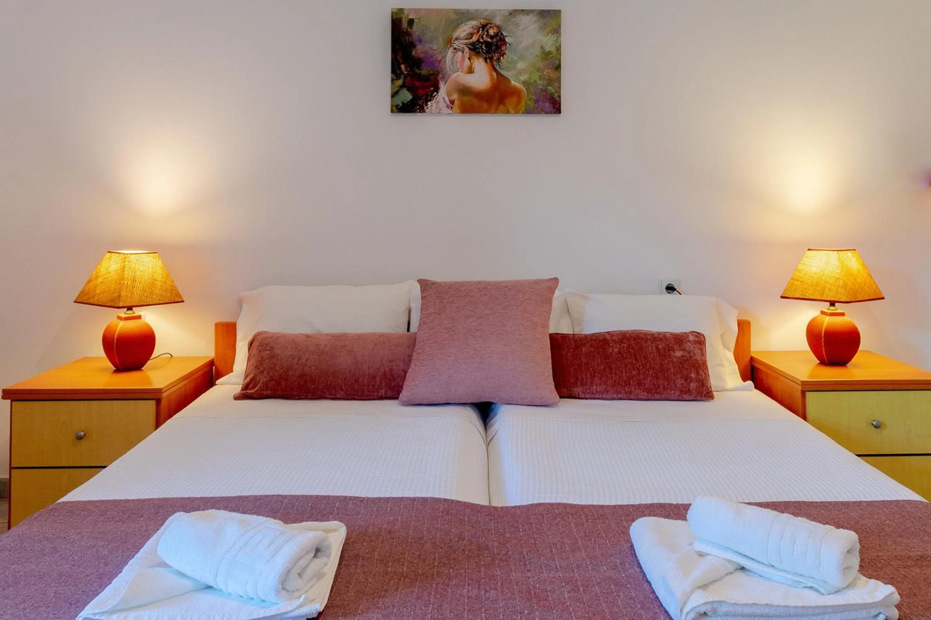 Bed in Rivendell Apartments