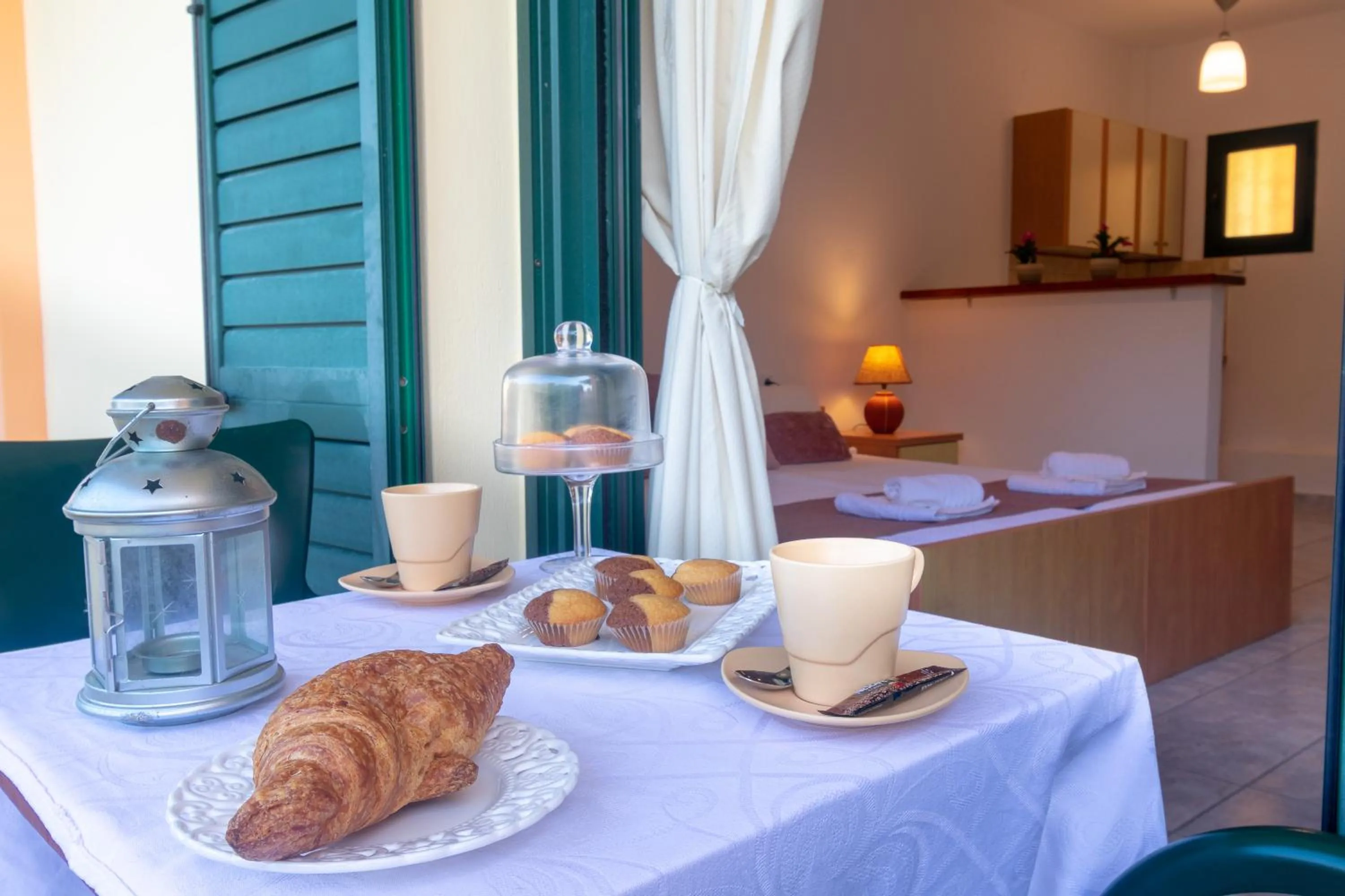 Coffee/tea facilities in Rivendell Apartments