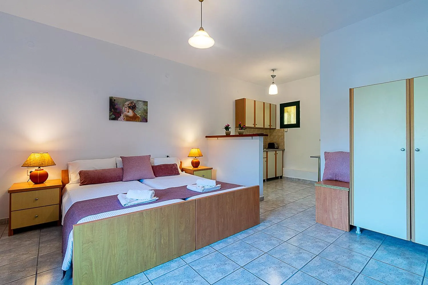 Bed in Rivendell Apartments