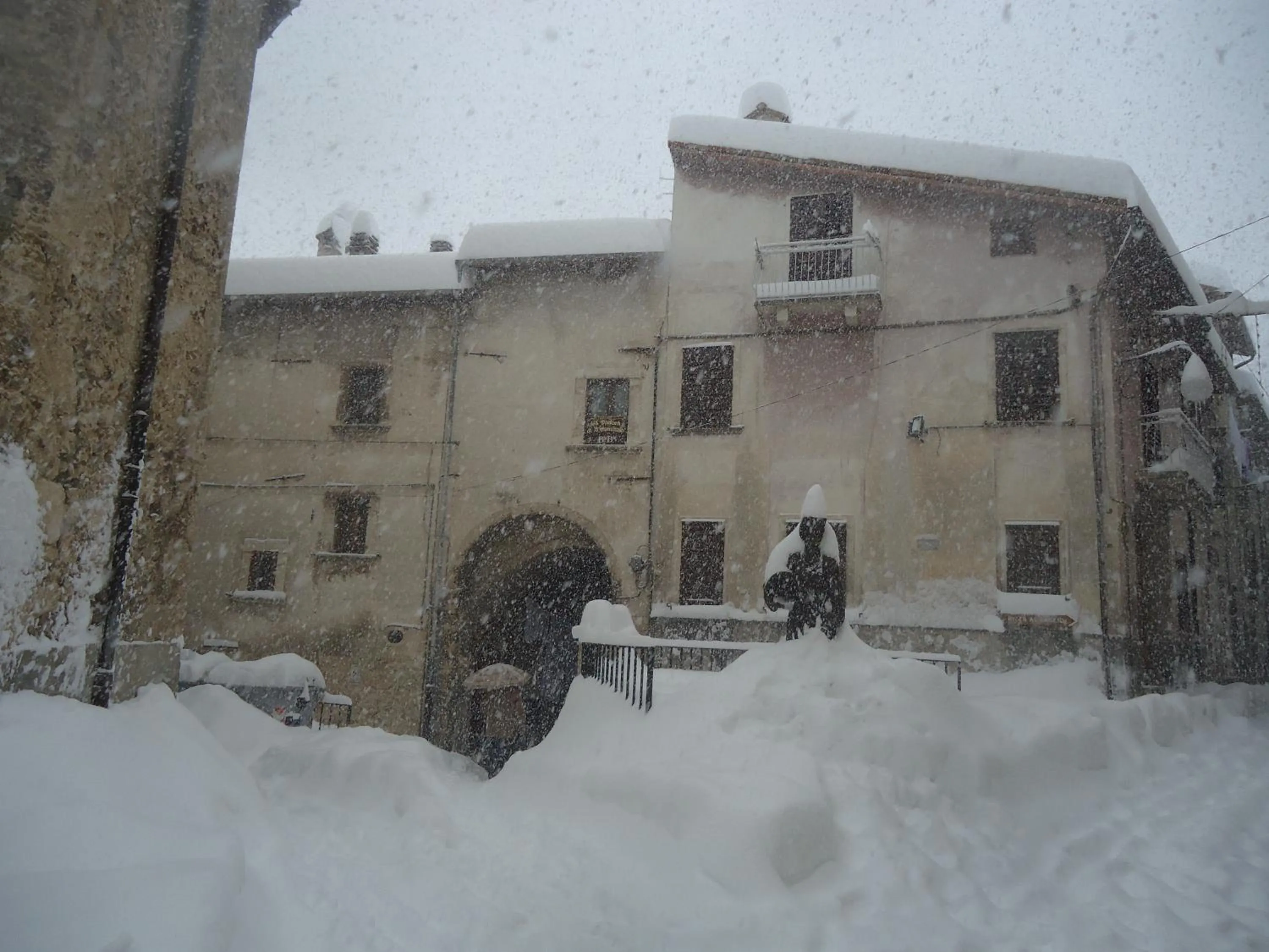 Facade/entrance in La Dimora di d'Annunzio