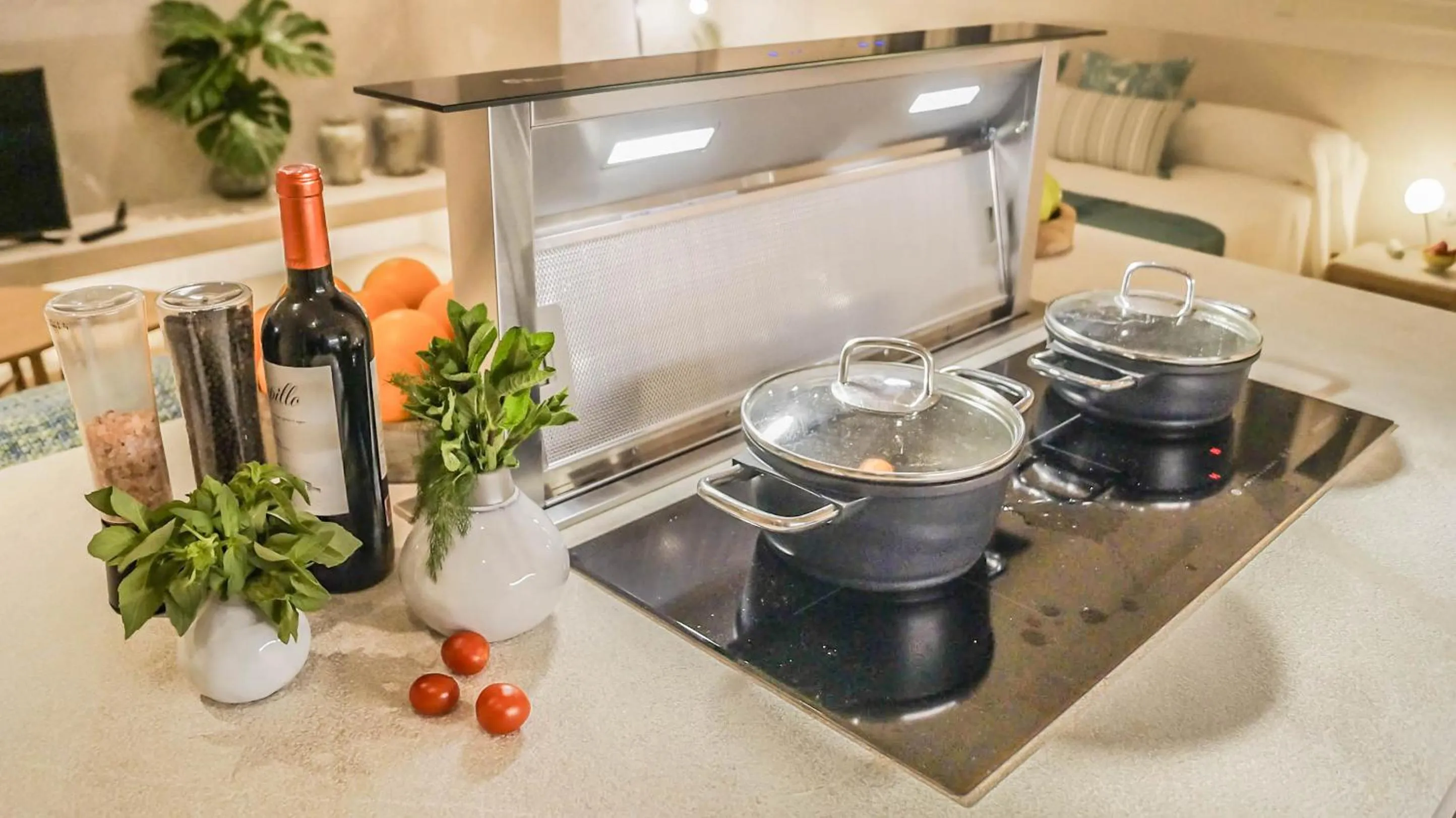 Coffee/tea facilities in The Boc Suites