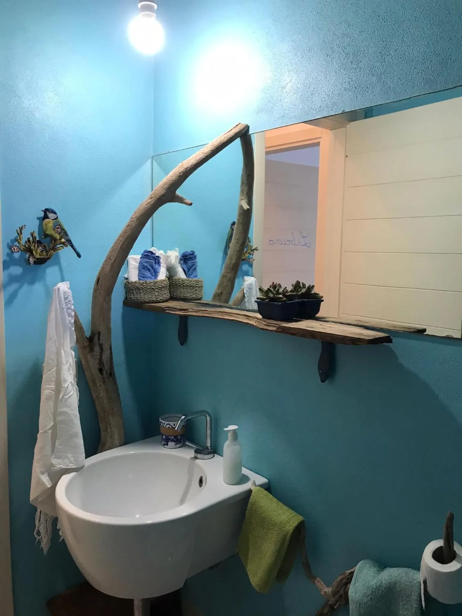 Bathroom in B&B Al Salvatore Di Lipari