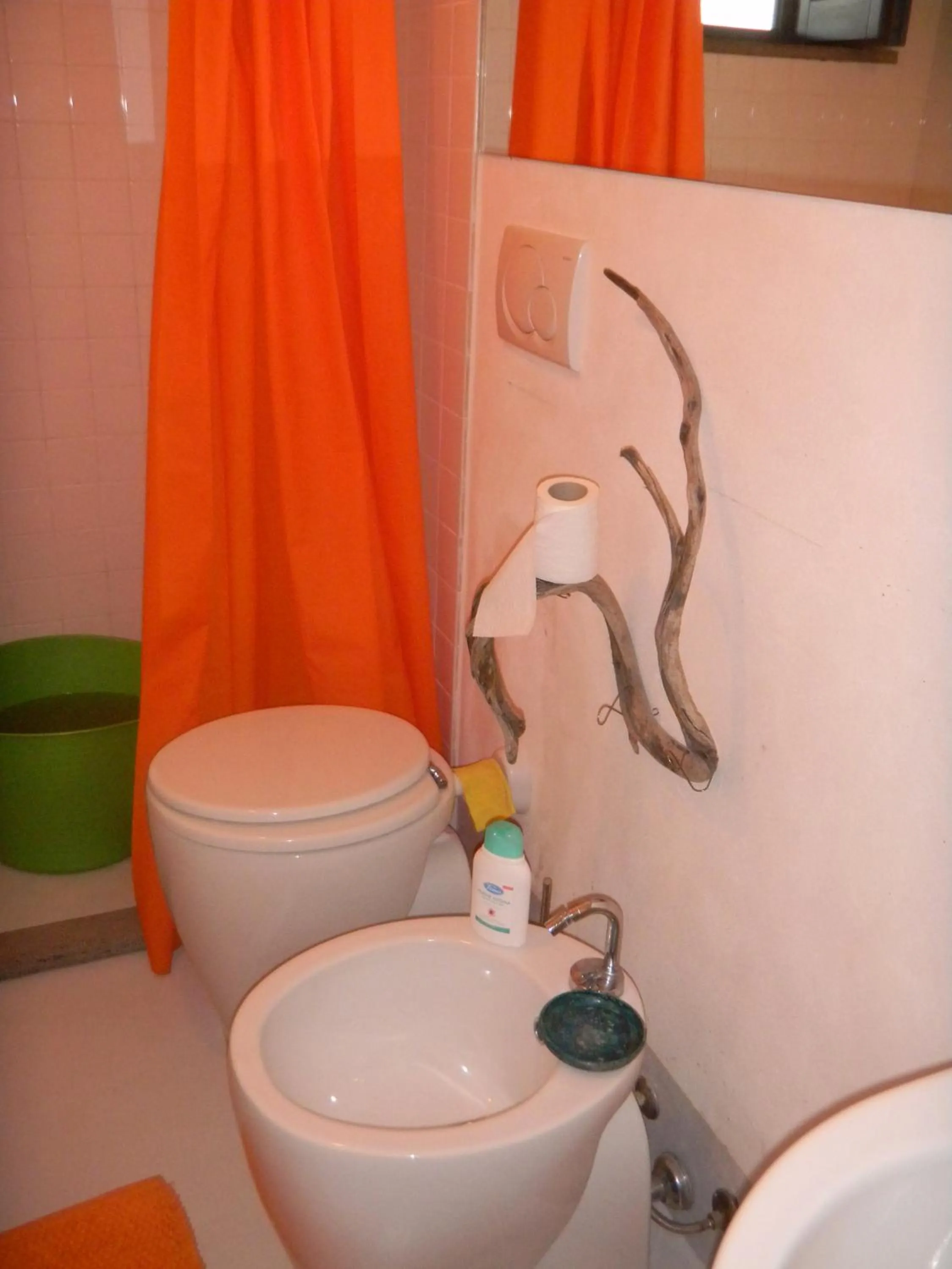 Toilet in B&B Al Salvatore Di Lipari