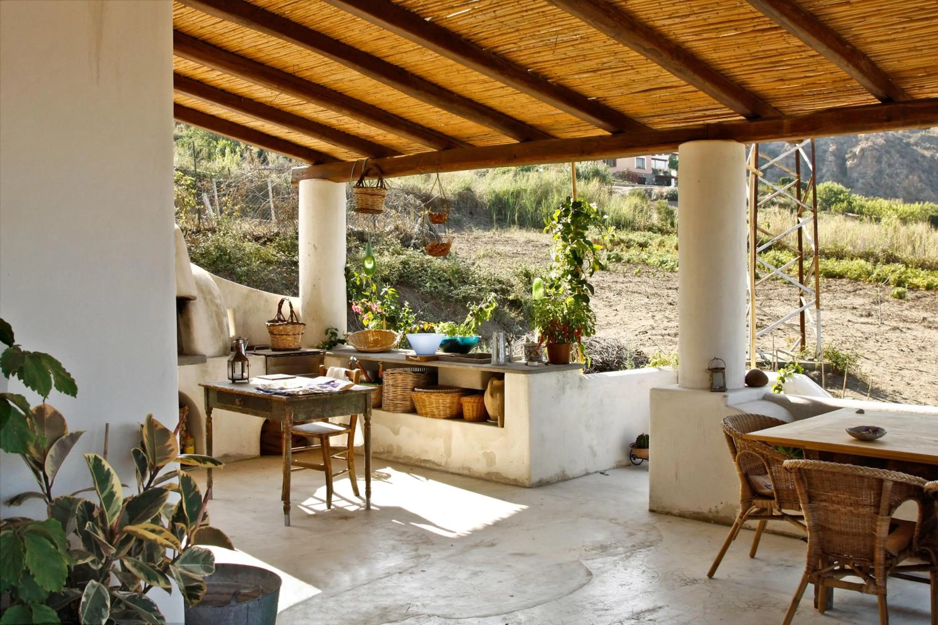 Patio in B&B Al Salvatore Di Lipari