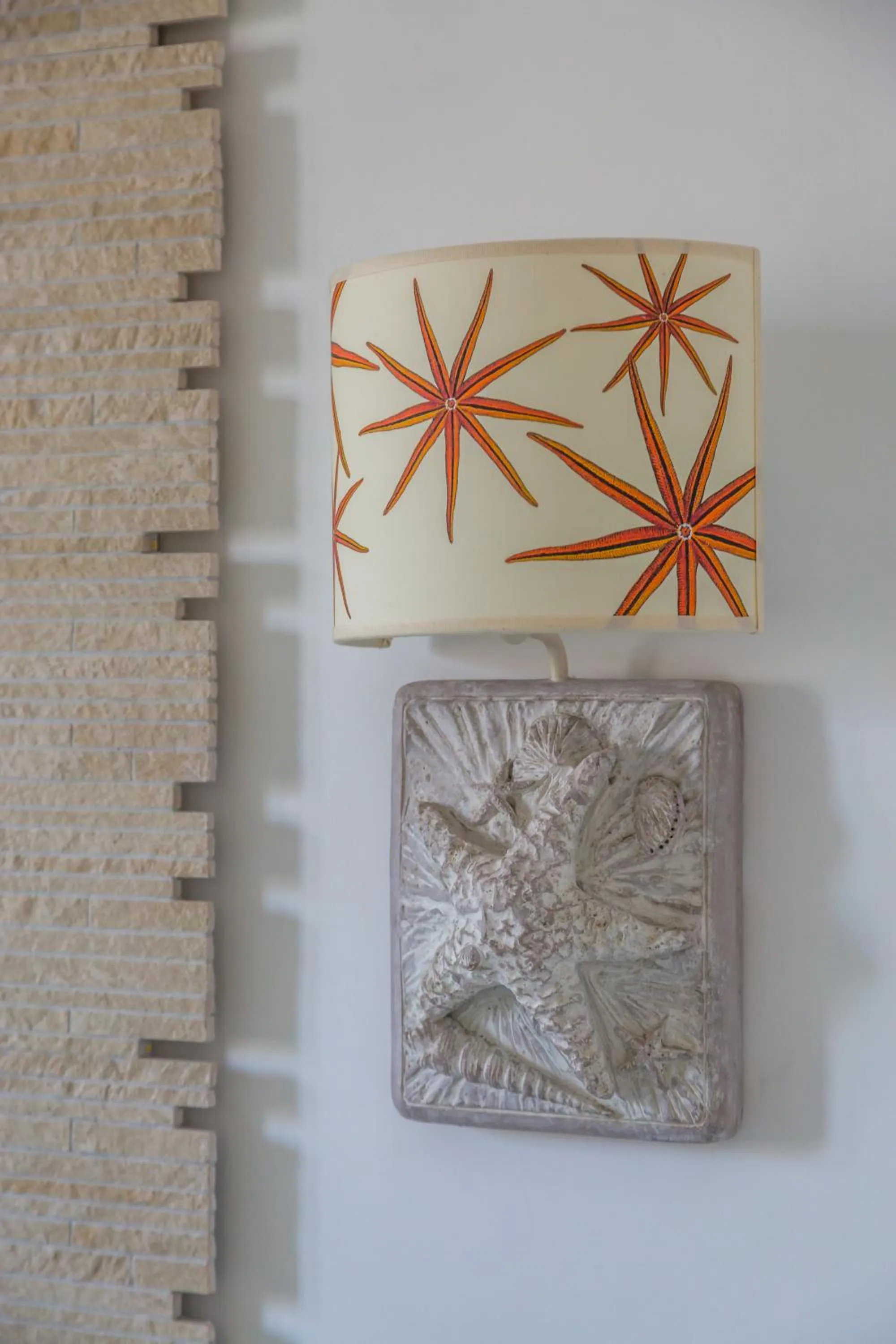 Decorative detail in Fortino Capri