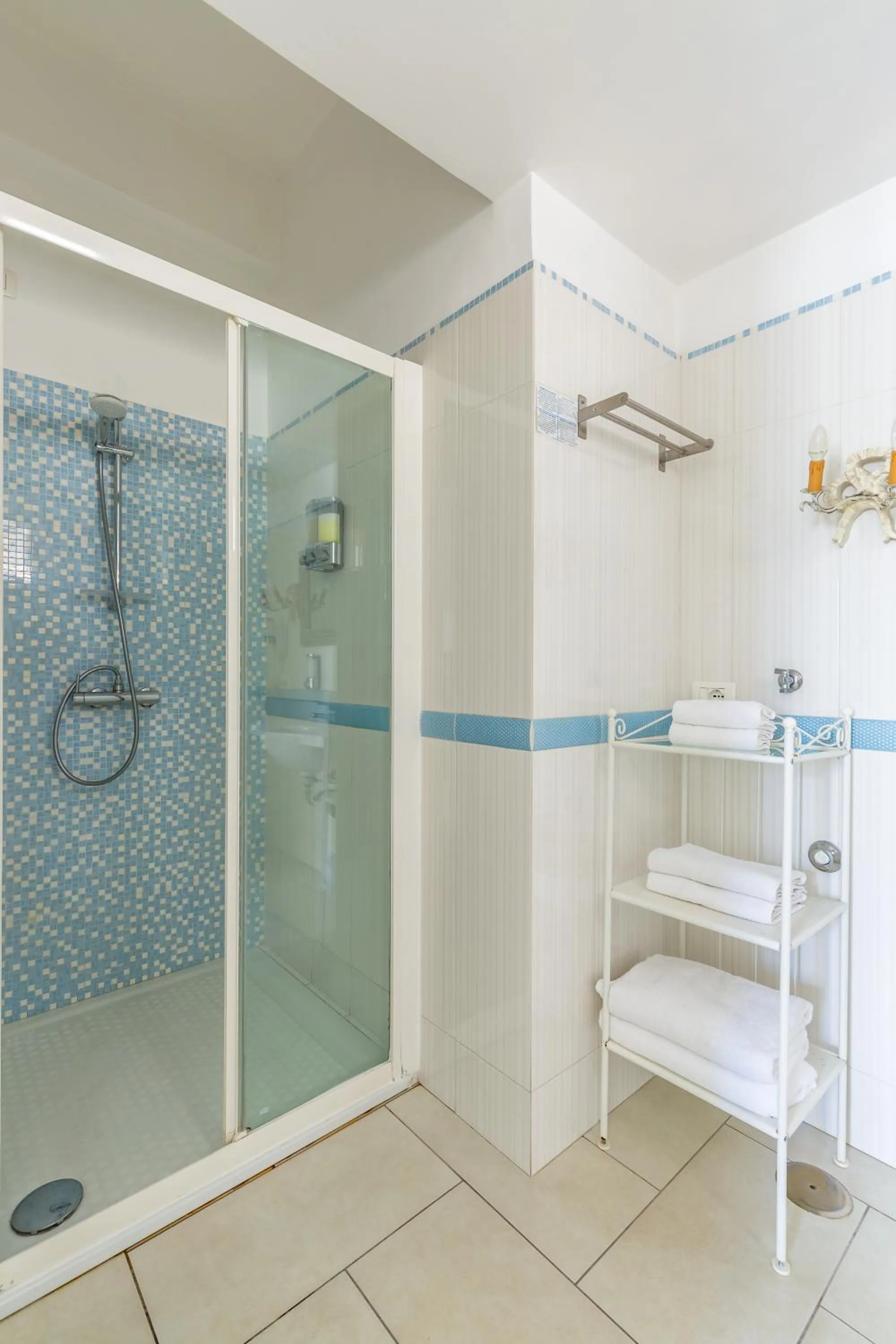 Shower in Fortino Capri