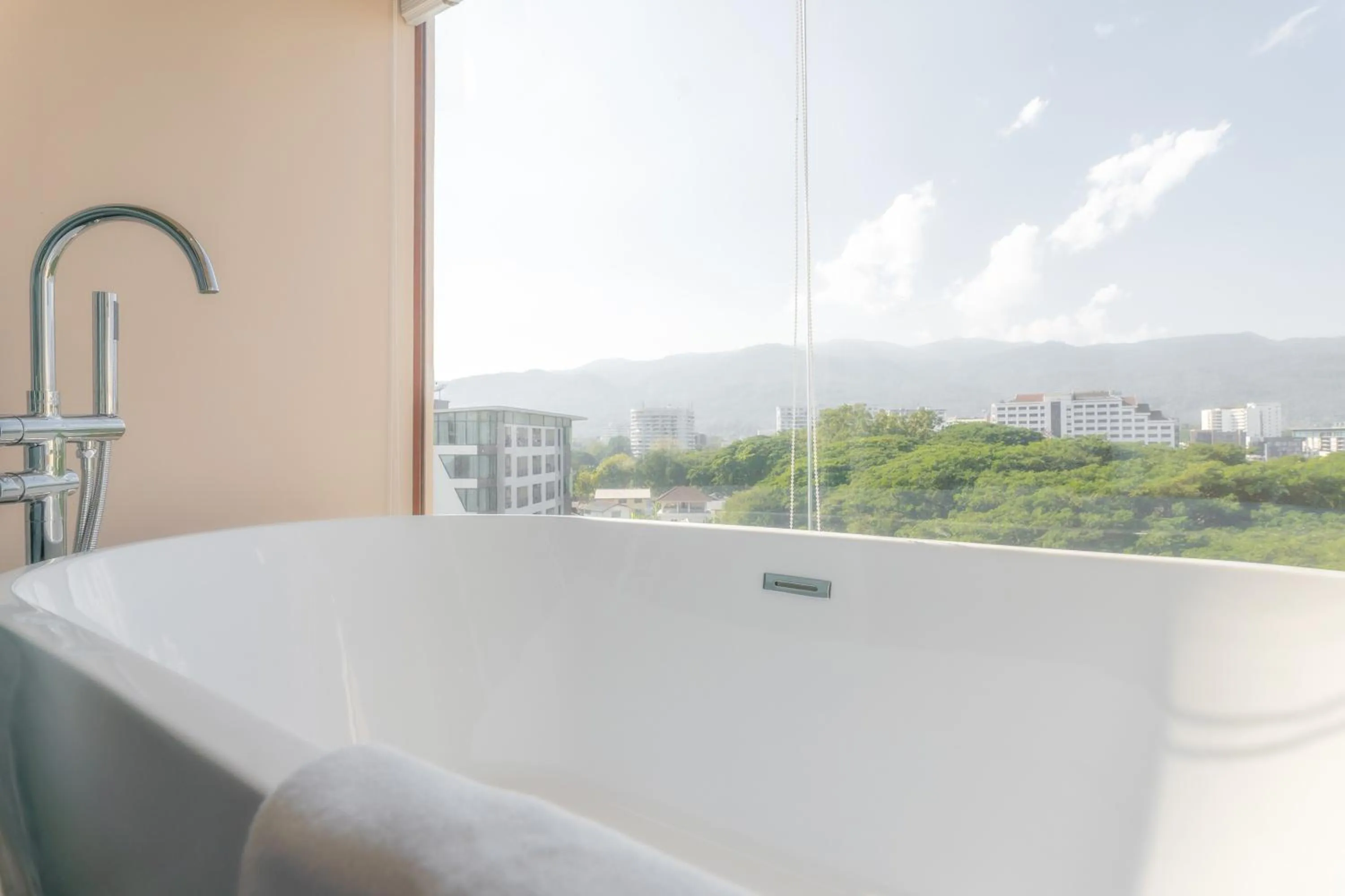 Natural landscape in Mai Hotel Chiang Mai ใหม่โฮเทล เชียงใหม่