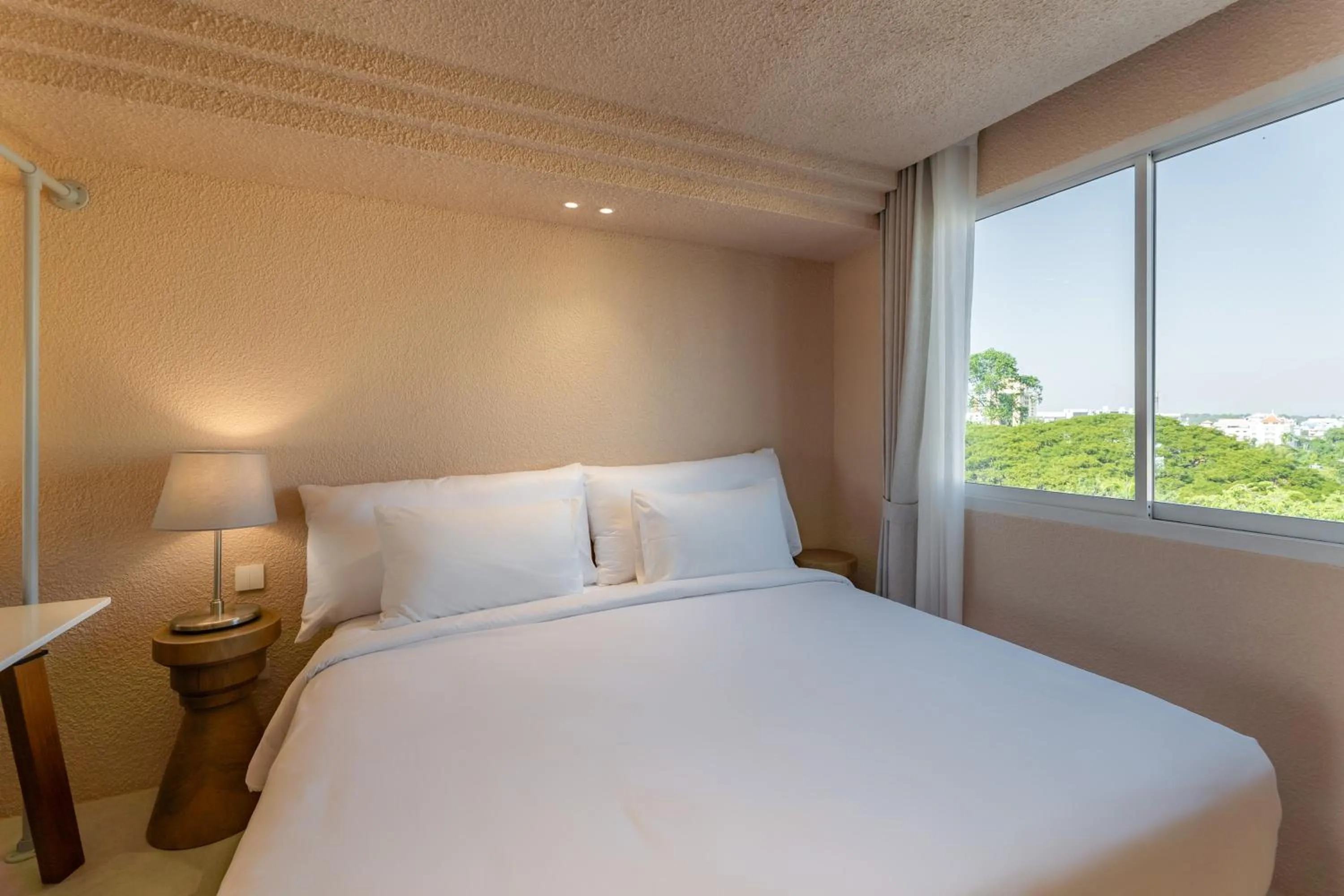 City view, Bed in Mai Hotel Chiang Mai ใหม่โฮเทล เชียงใหม่