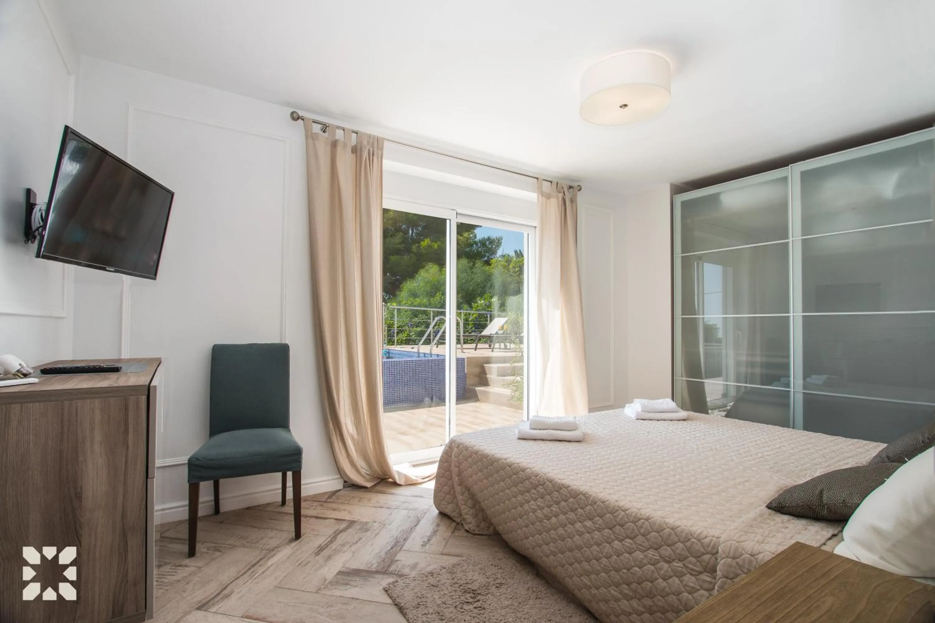 Bed in Villa La Casa Blanca by Abahana Villas