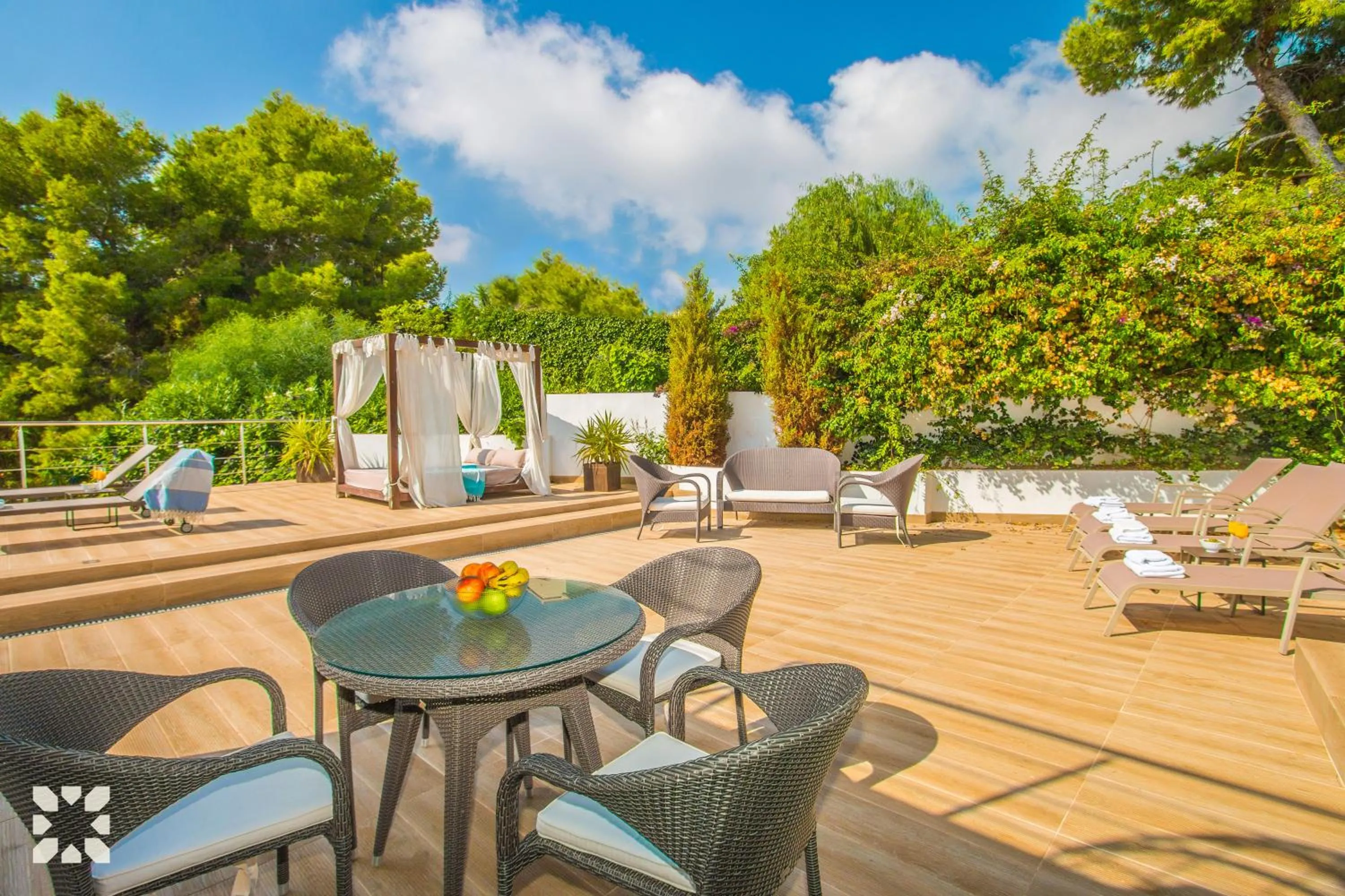 Spring in Villa La Casa Blanca by Abahana Villas