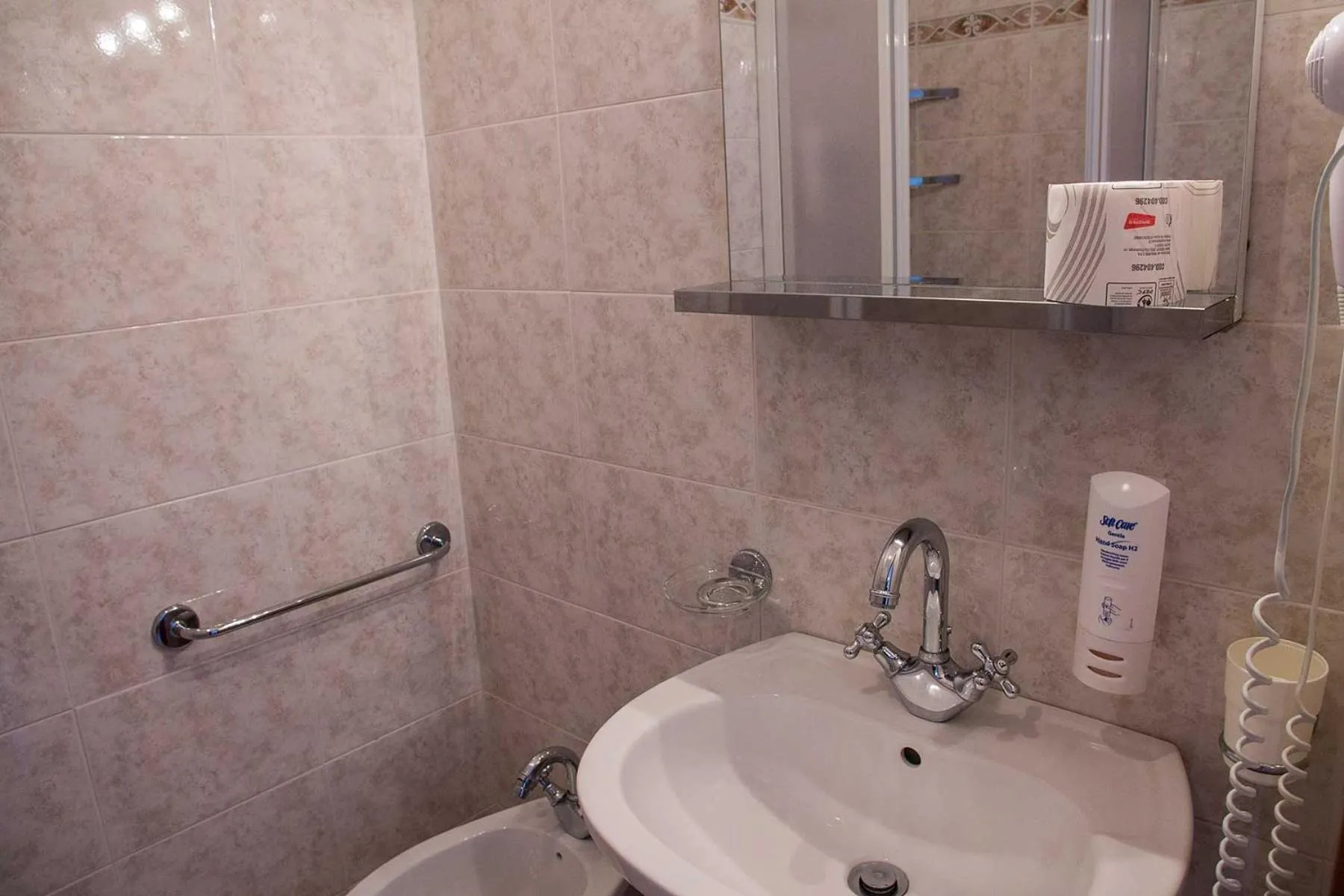 Bathroom in Hotel Silvia Framura - Cinque Terre