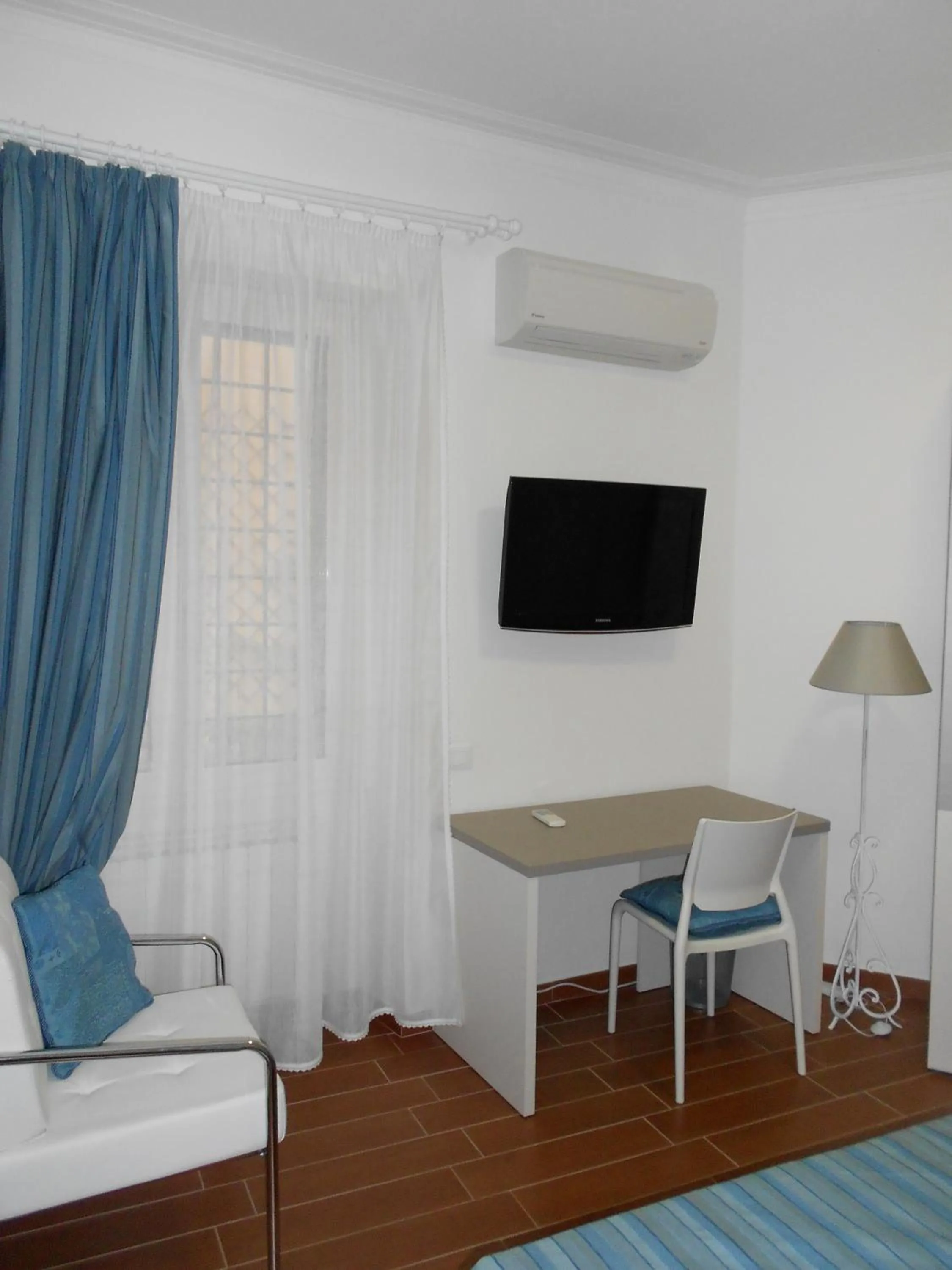 Decorative detail, Bed in B&B Five