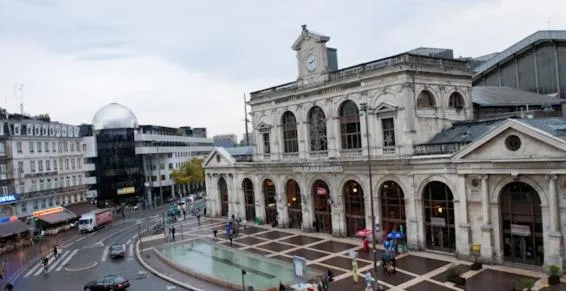 City view in Hotel De Londres