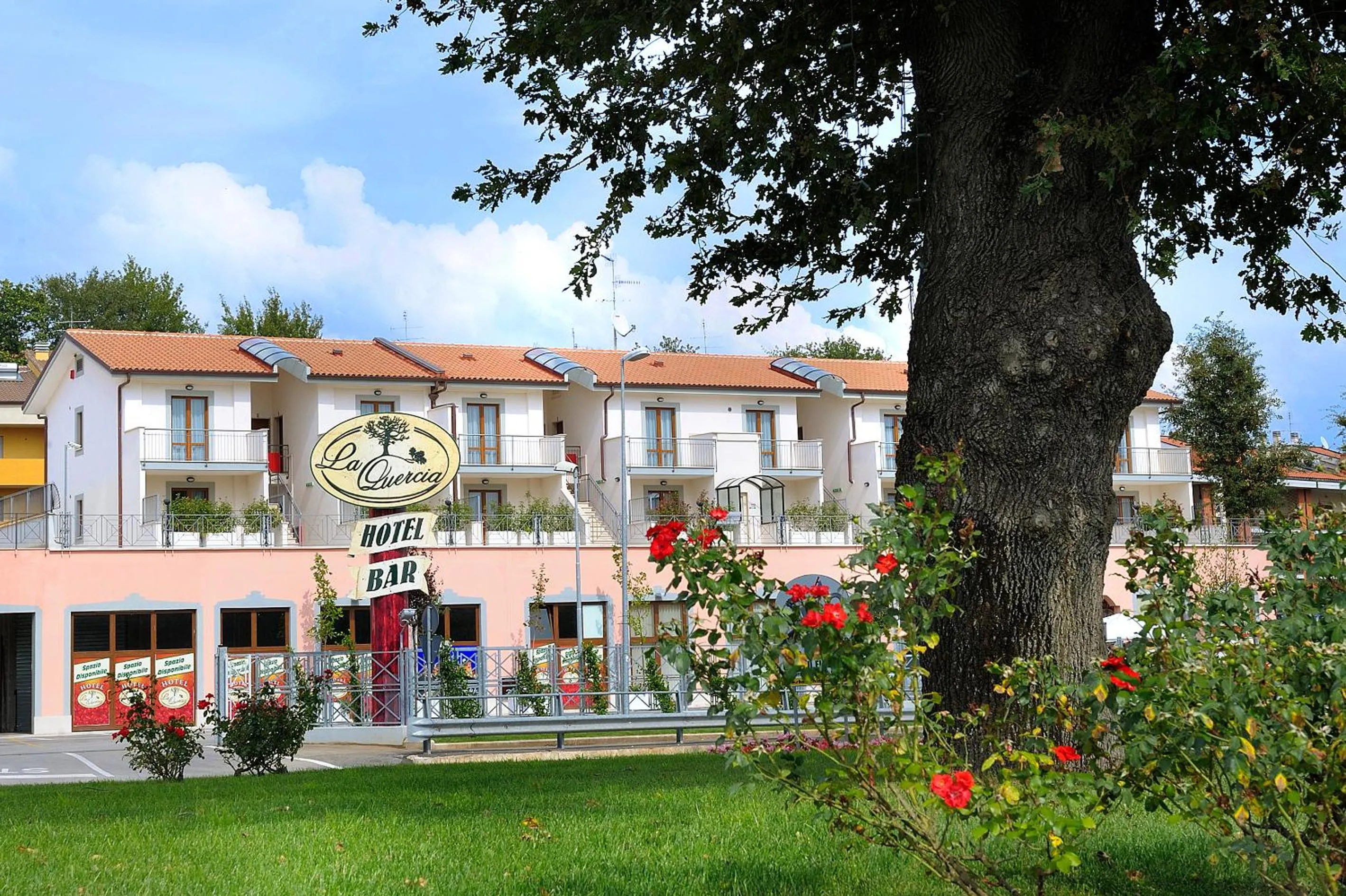 Property building in Hotel La Quercia