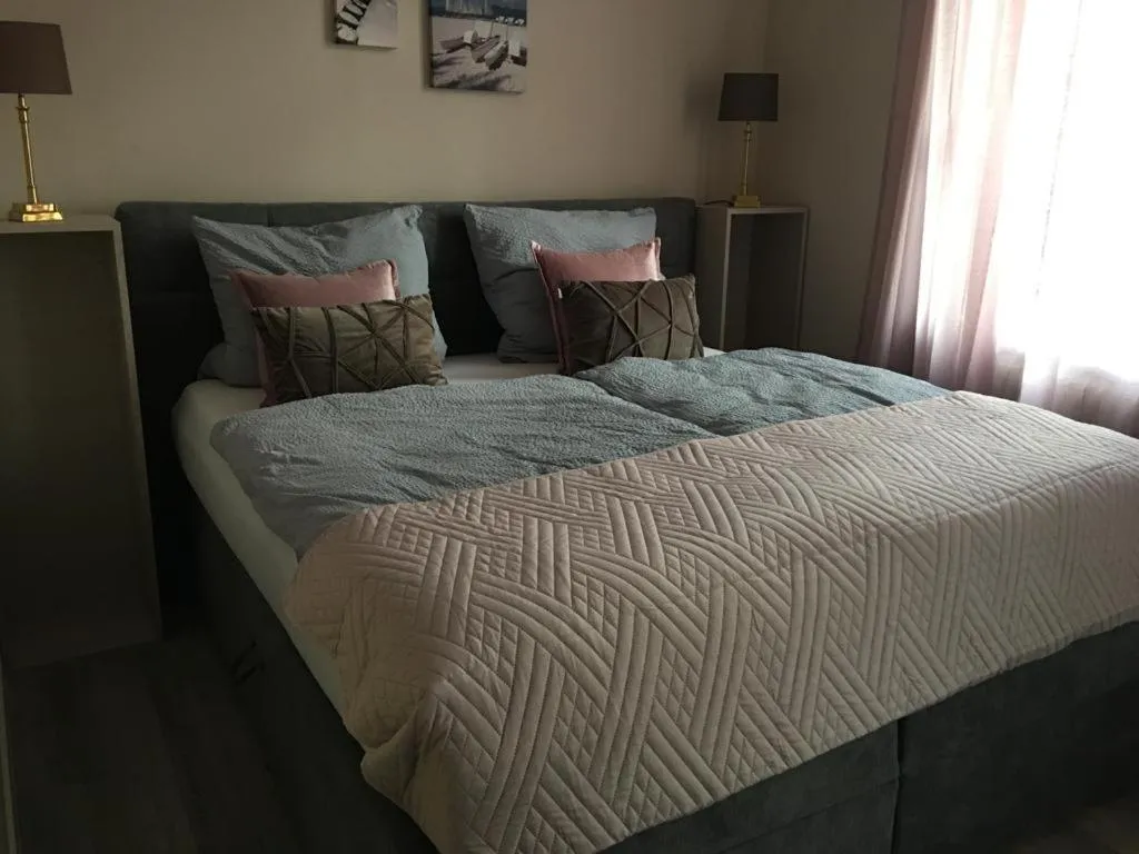 Bed in Villa Rosa Bad Camberg