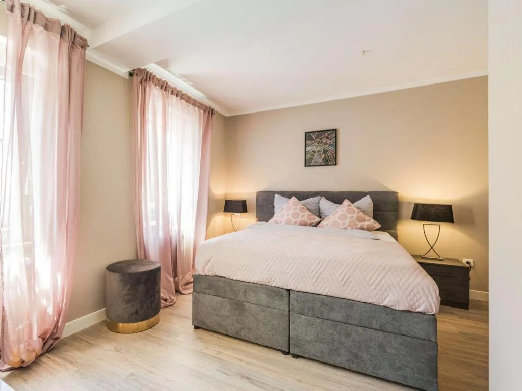 Bed in Villa Rosa Bad Camberg